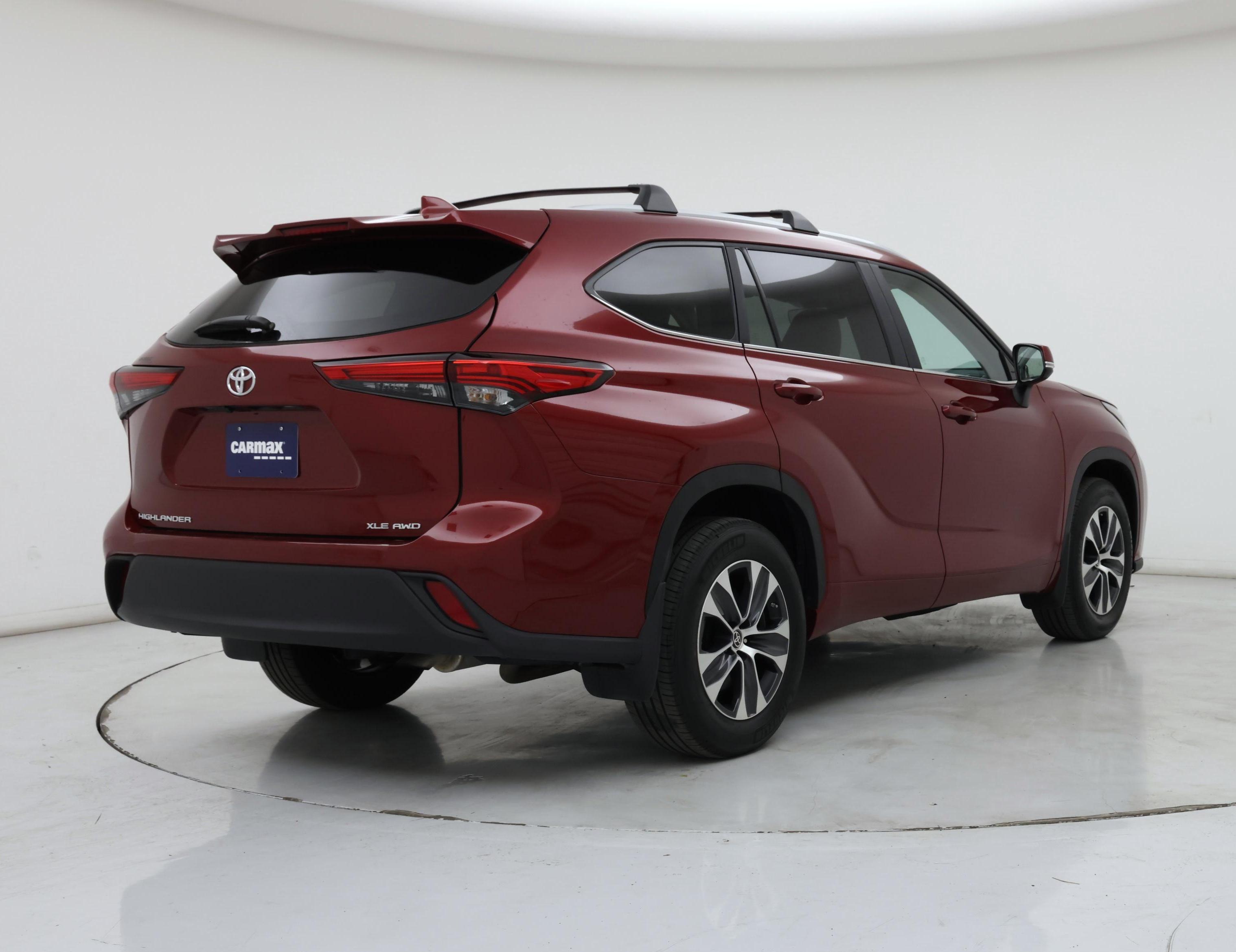 Thumbnail: 2023 Toyota Highlander - 8