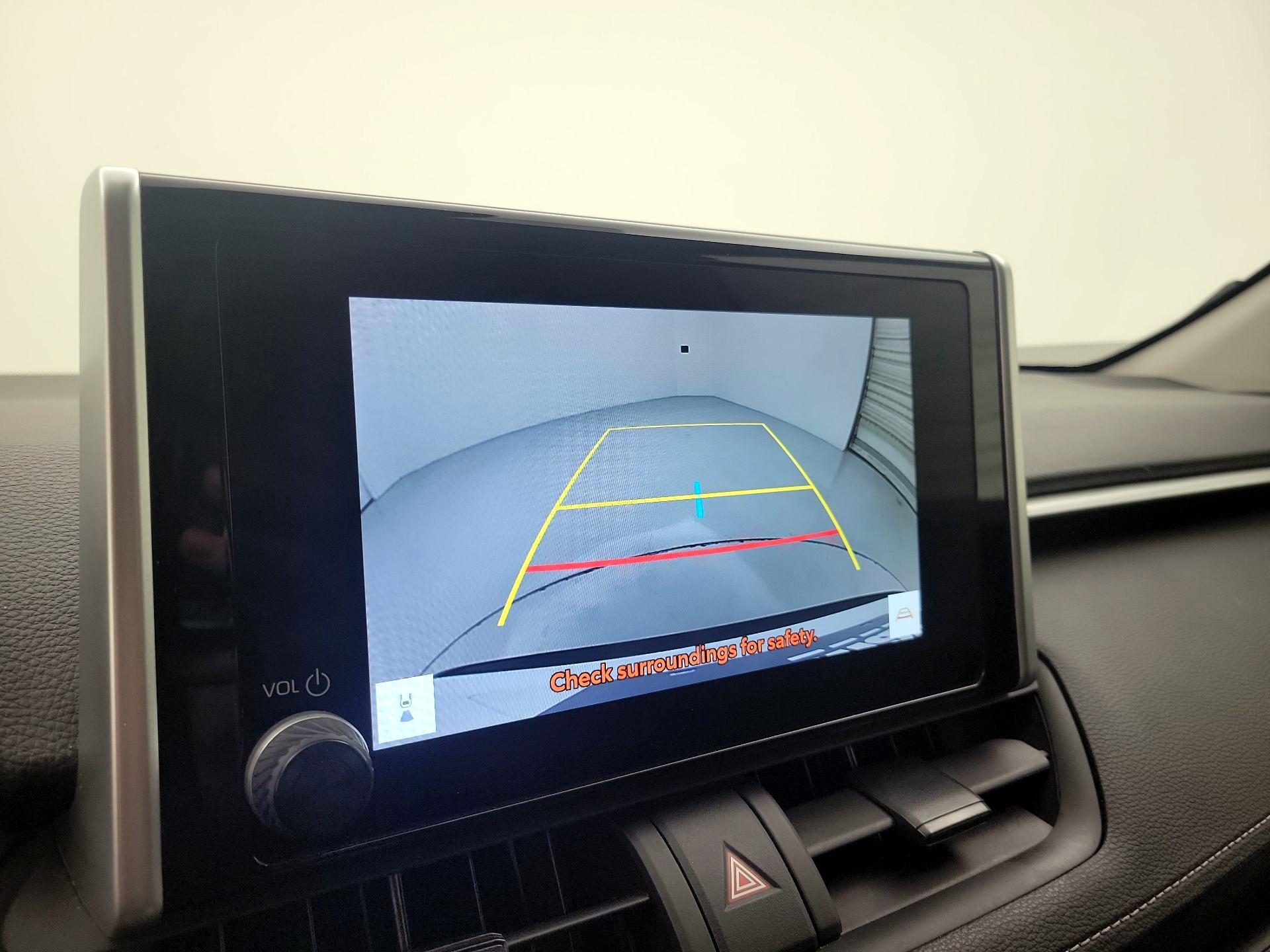 Thumbnail: 2025 Toyota RAV4 - 15