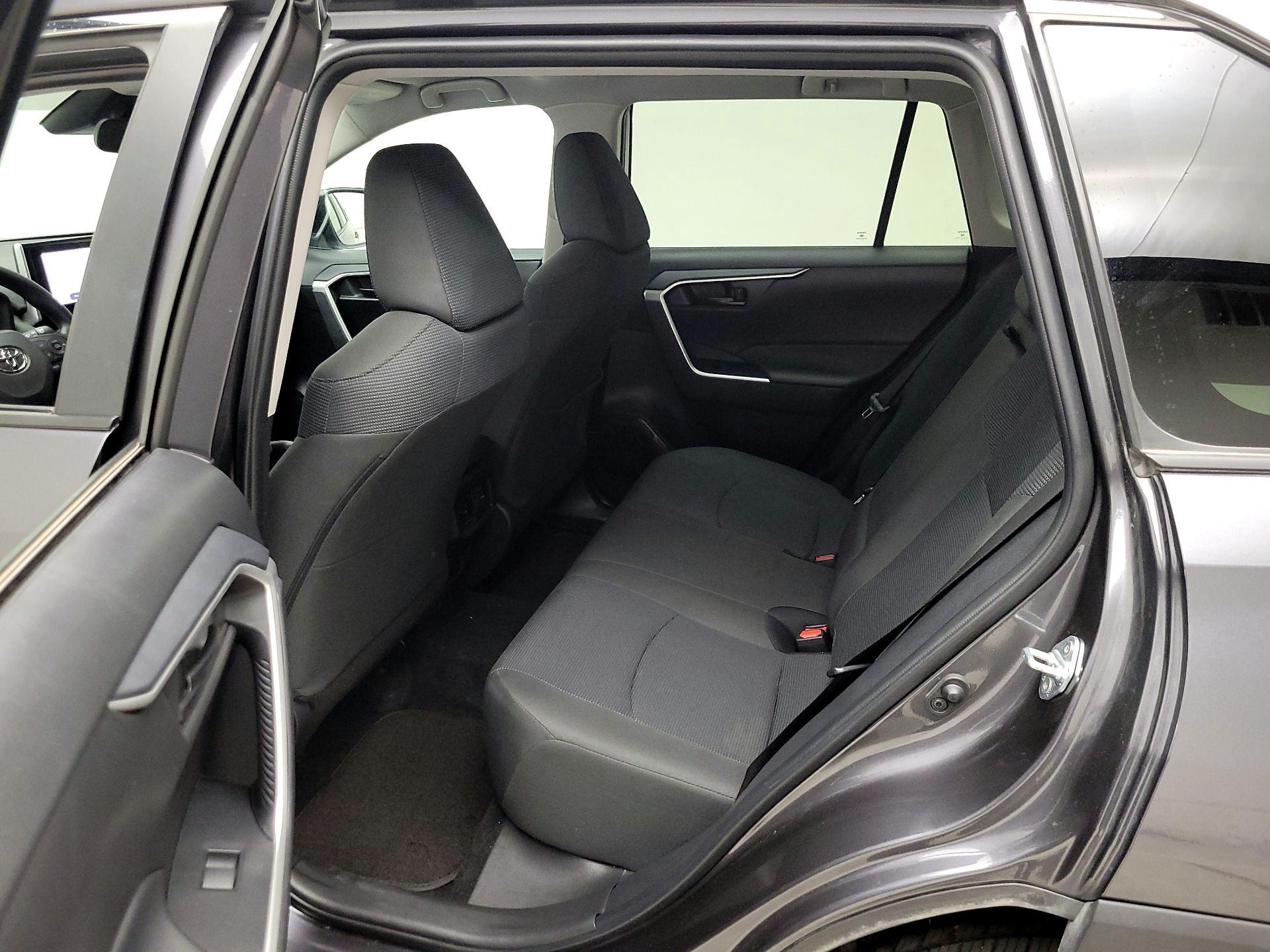 Thumbnail: 2025 Toyota RAV4 - 19