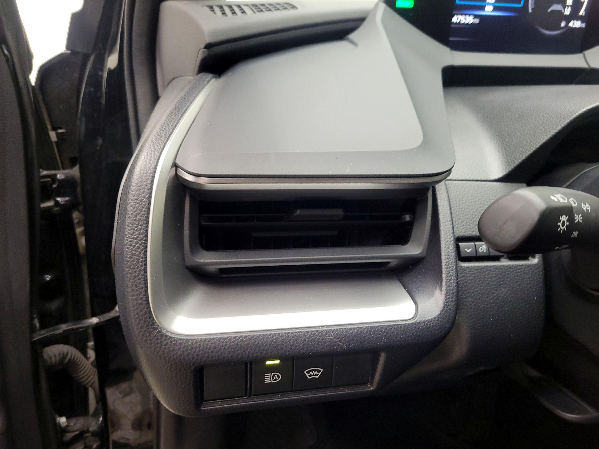 Thumbnail: 2024 Toyota Prius - 13
