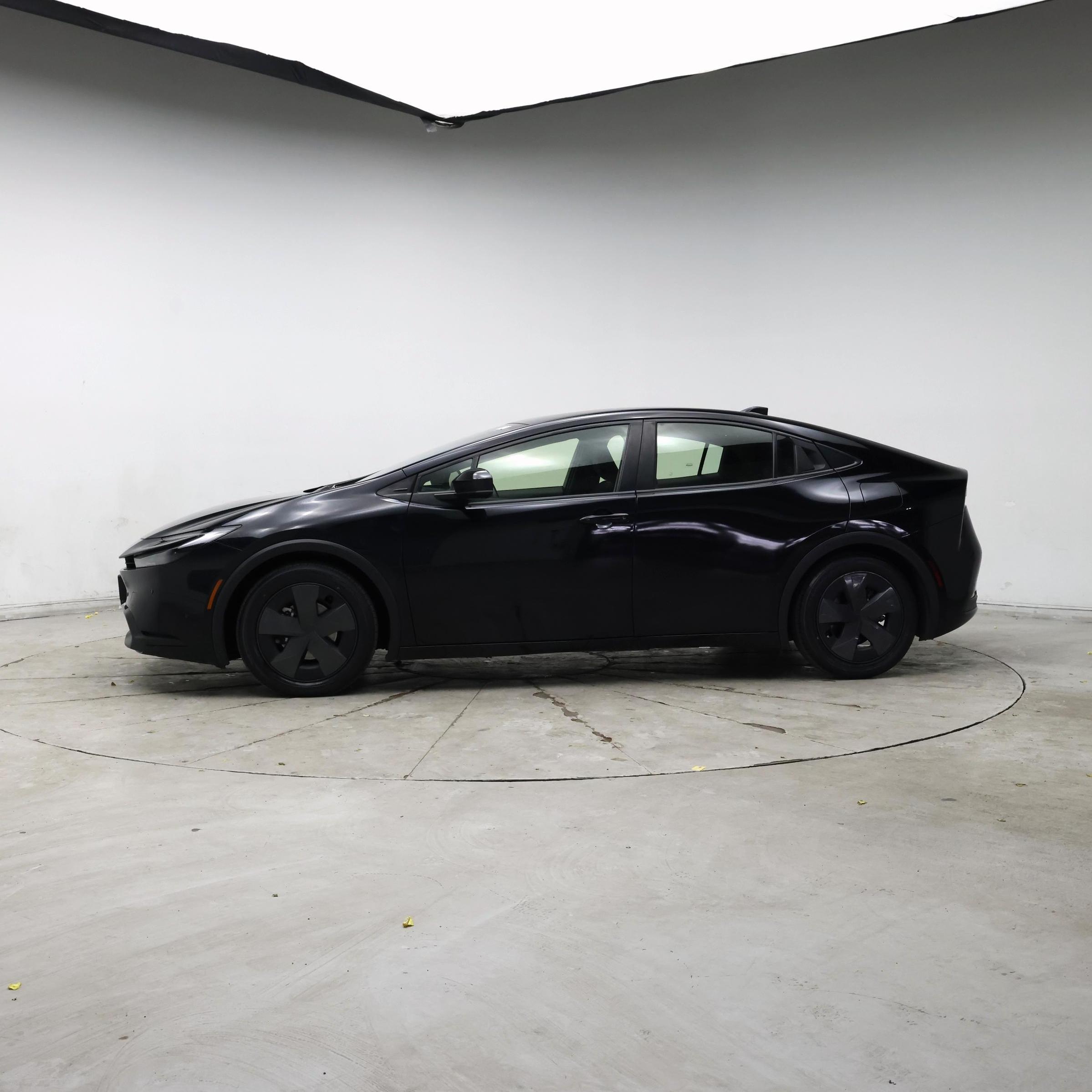 Thumbnail: 2024 Toyota Prius - 3