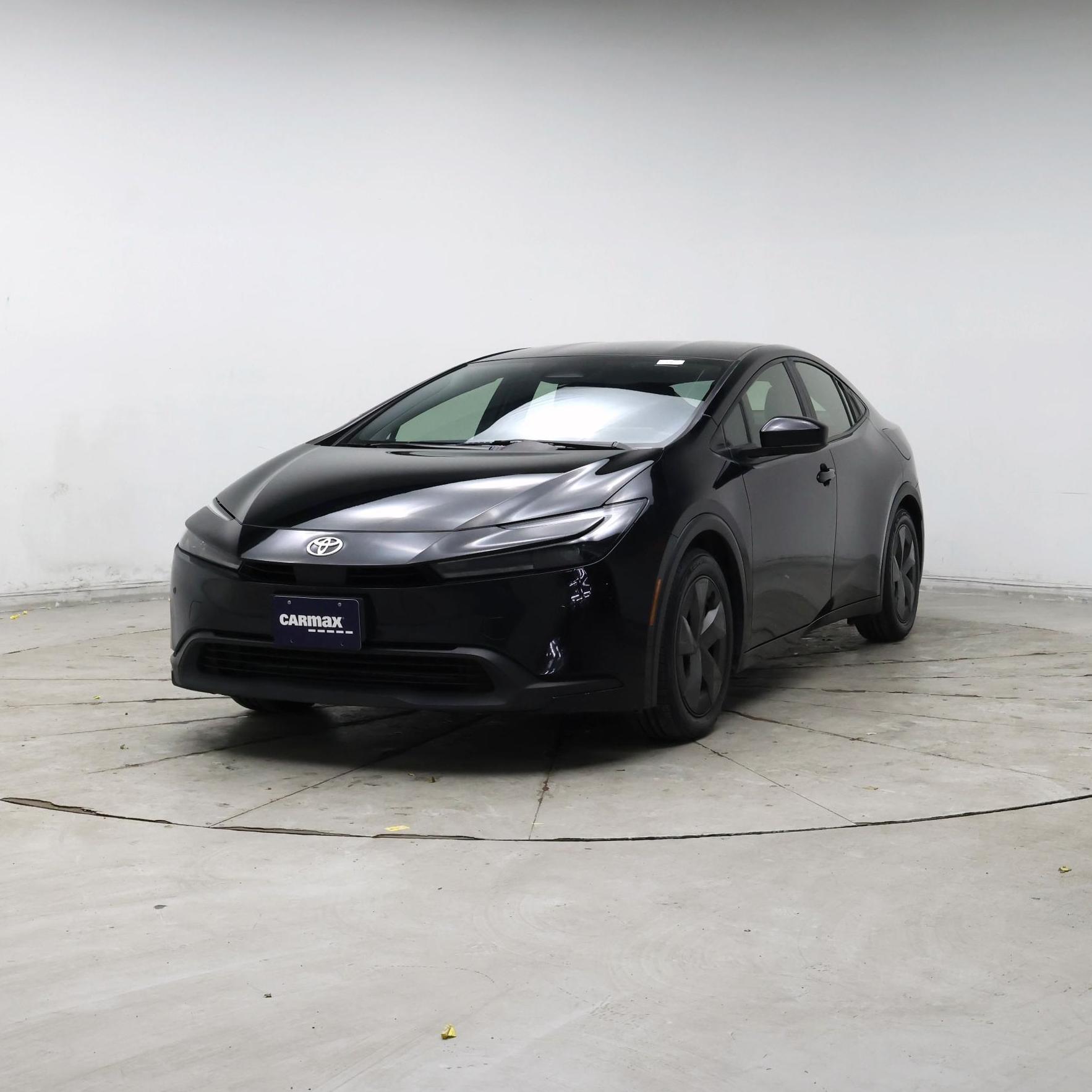 Thumbnail: 2024 Toyota Prius - 4