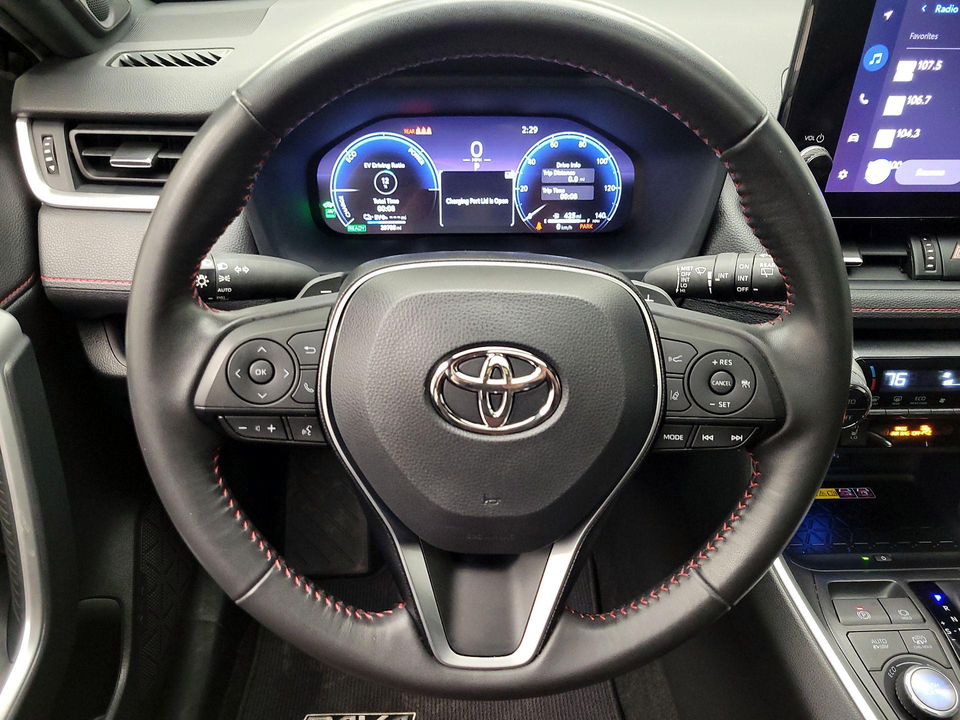 Thumbnail: 2023 Toyota RAV4 - 10