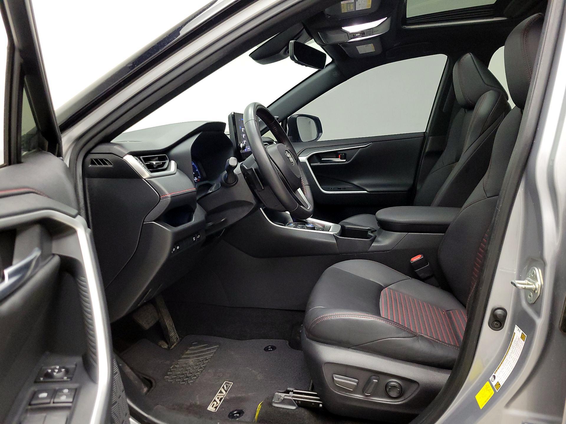 Thumbnail: 2023 Toyota RAV4 - 11