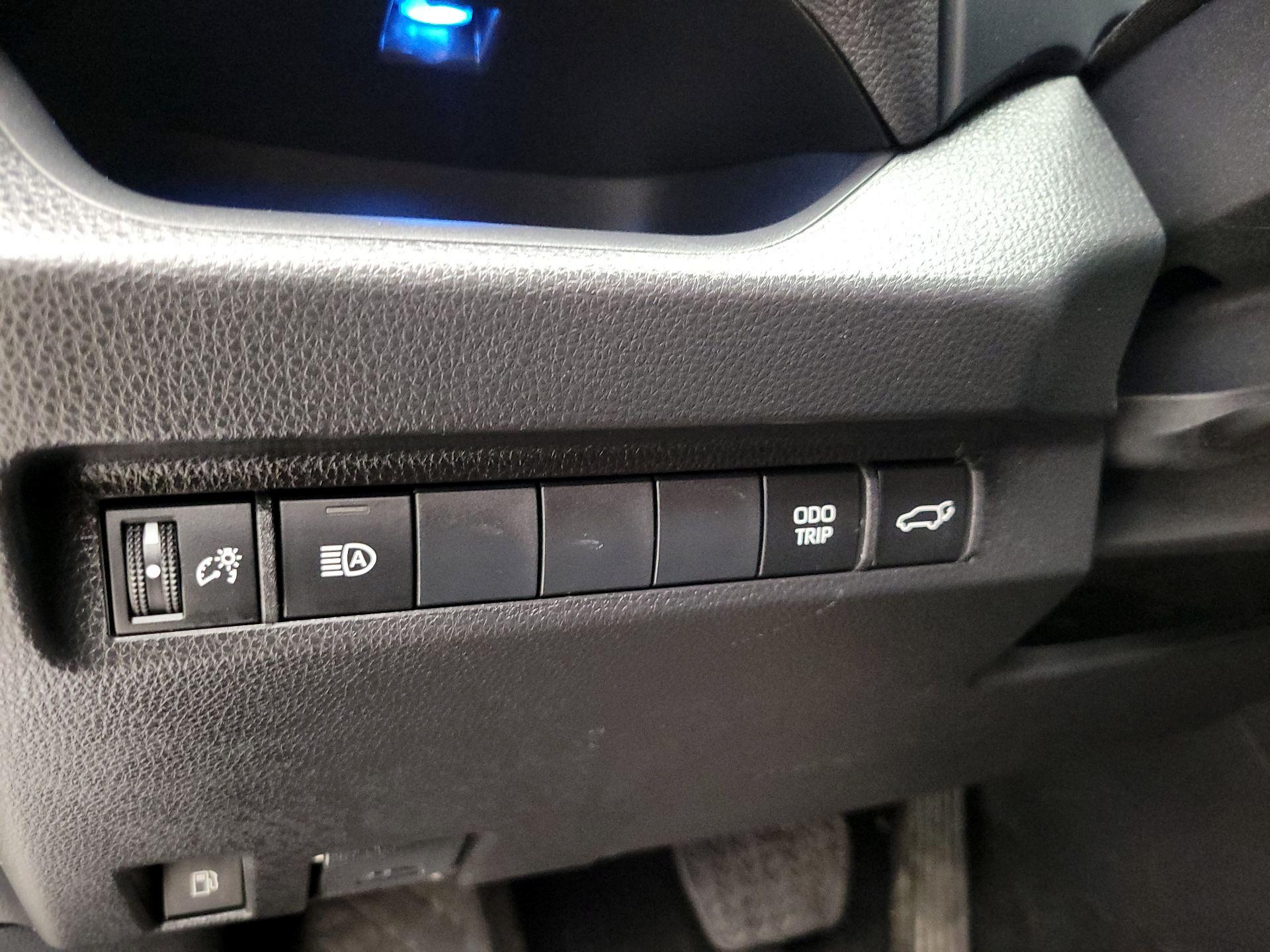 Thumbnail: 2023 Toyota RAV4 - 13