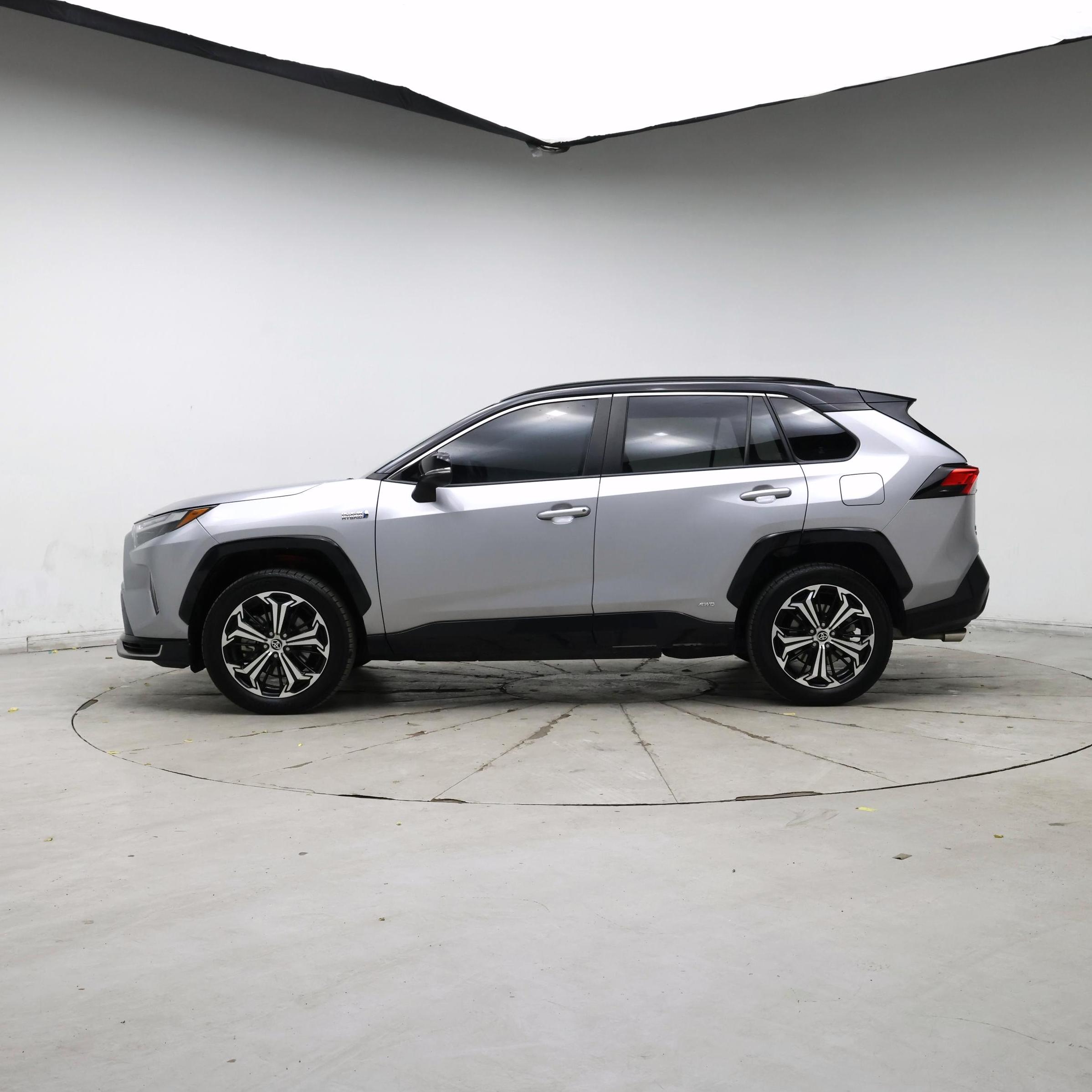 Thumbnail: 2023 Toyota RAV4 - 3