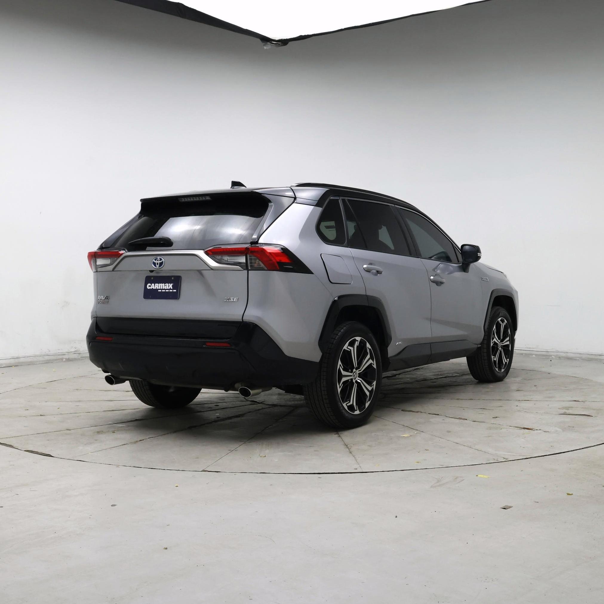 Thumbnail: 2023 Toyota RAV4 - 8