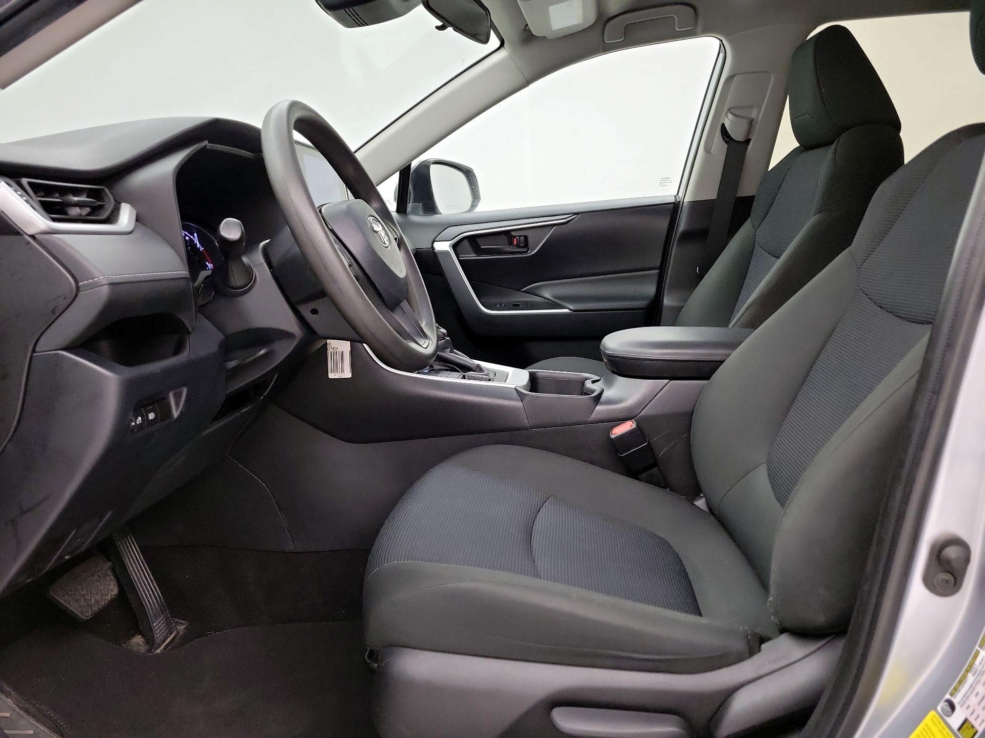 Thumbnail: 2024 Toyota RAV4 - 9