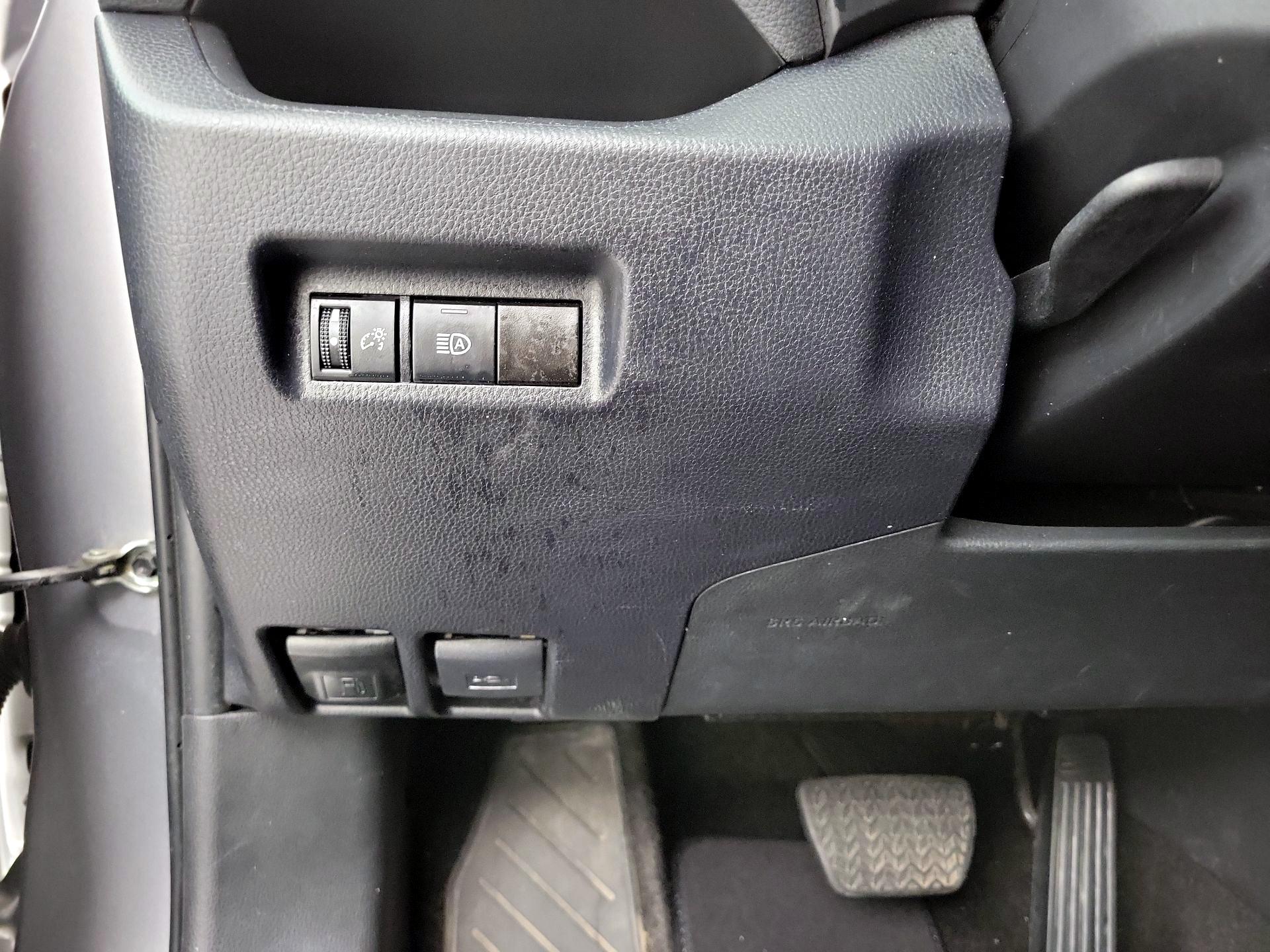 Thumbnail: 2024 Toyota RAV4 - 11