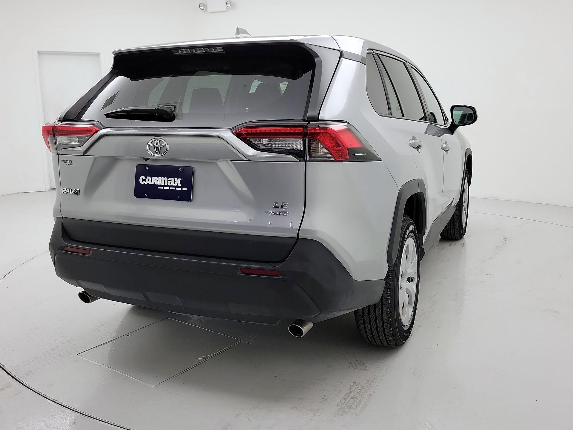 Thumbnail: 2024 Toyota RAV4 - 5