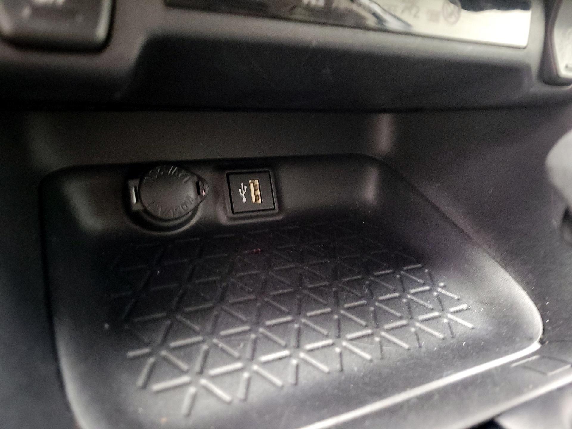 Thumbnail: 2024 Toyota RAV4 - 19