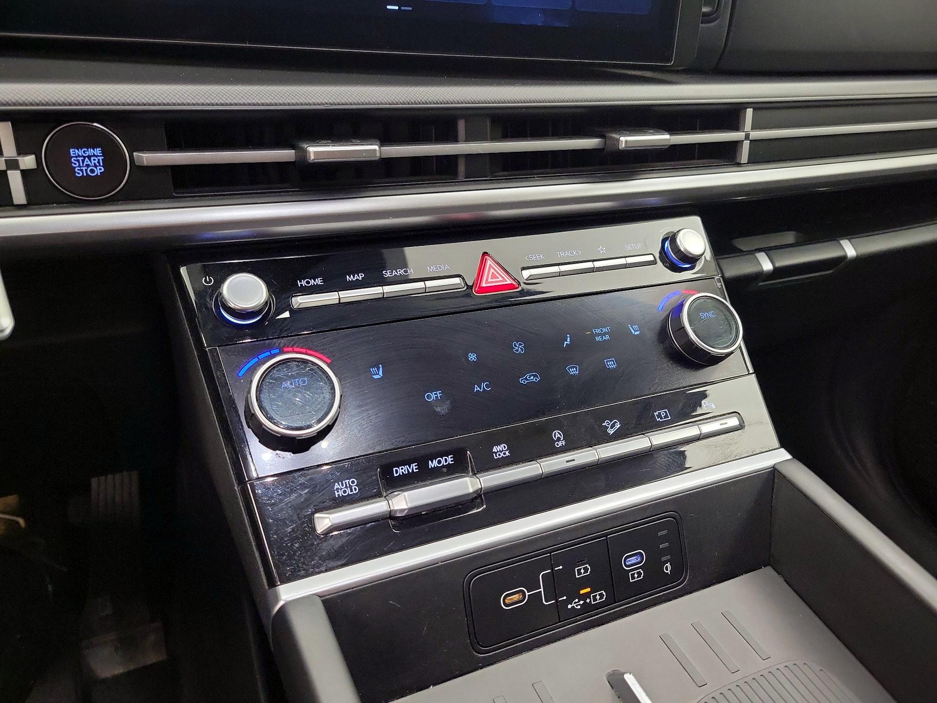 Thumbnail: 2024 Hyundai Santa Fe - 17