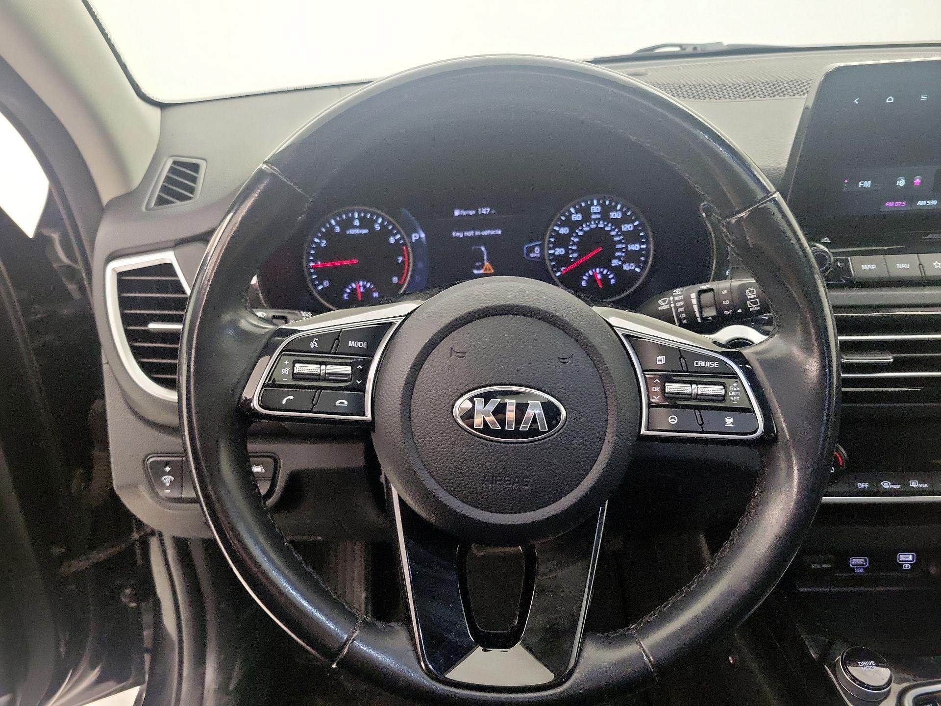 Thumbnail: 2021 Kia Seltos - 10