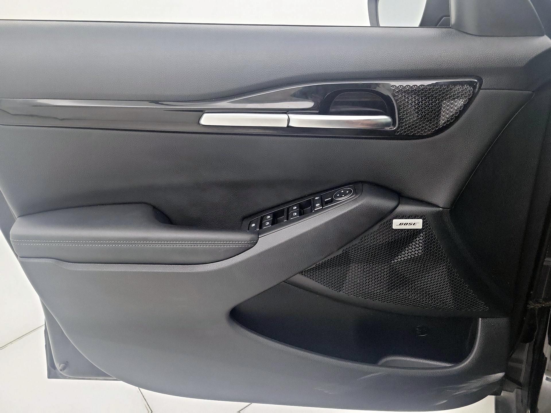 Thumbnail: 2021 Kia Seltos - 12