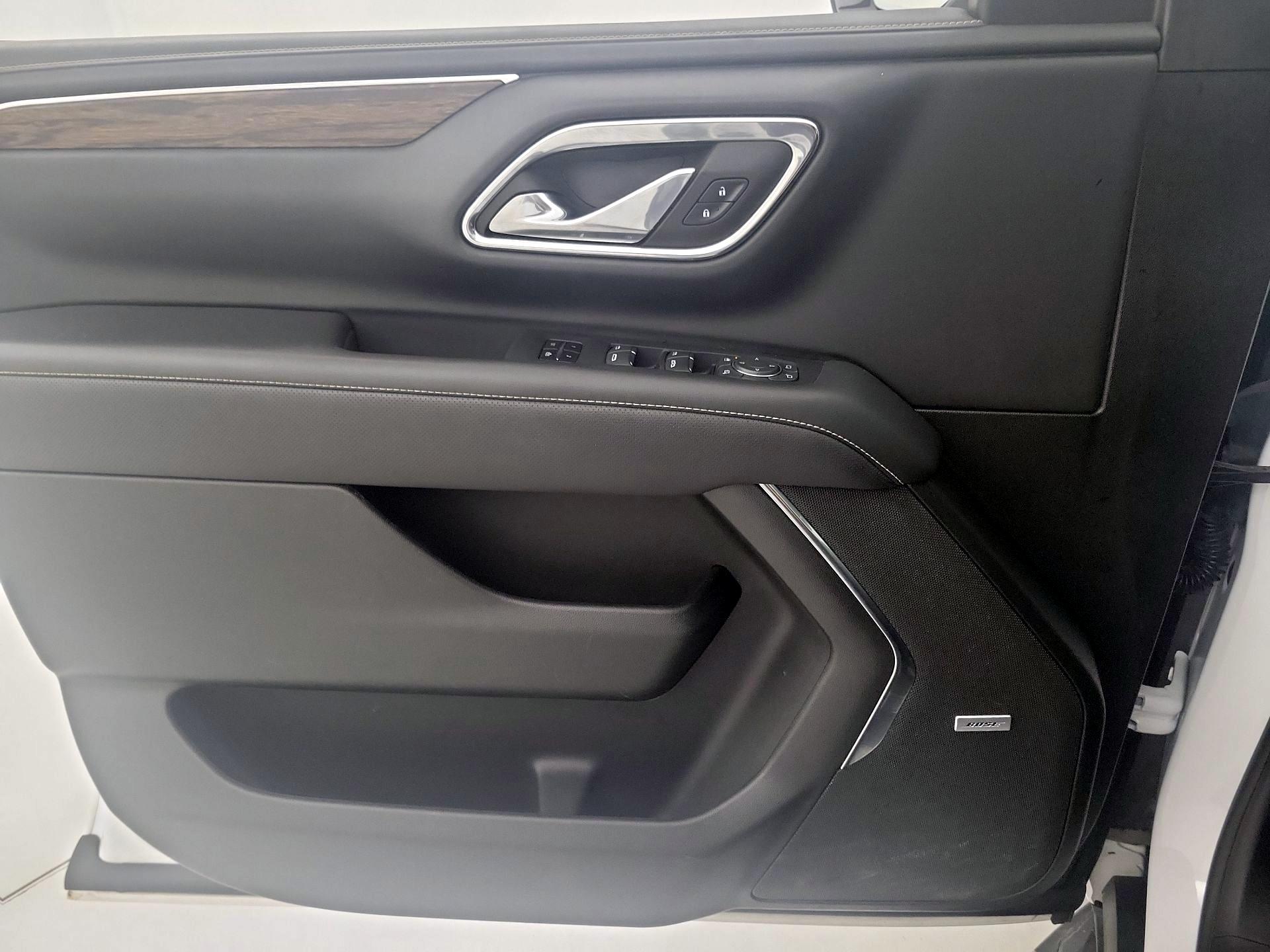 Thumbnail: 2023 Chevrolet Suburban - 12