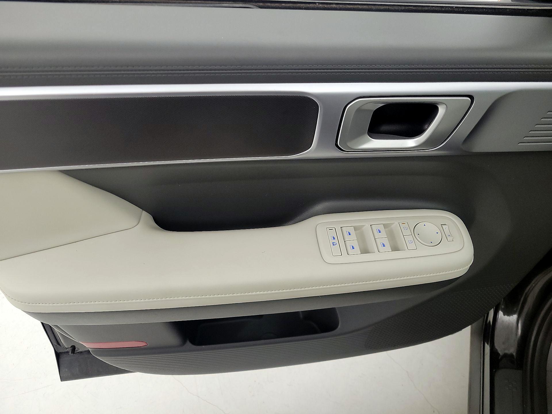 Thumbnail: 2025 Hyundai Santa Fe - 12