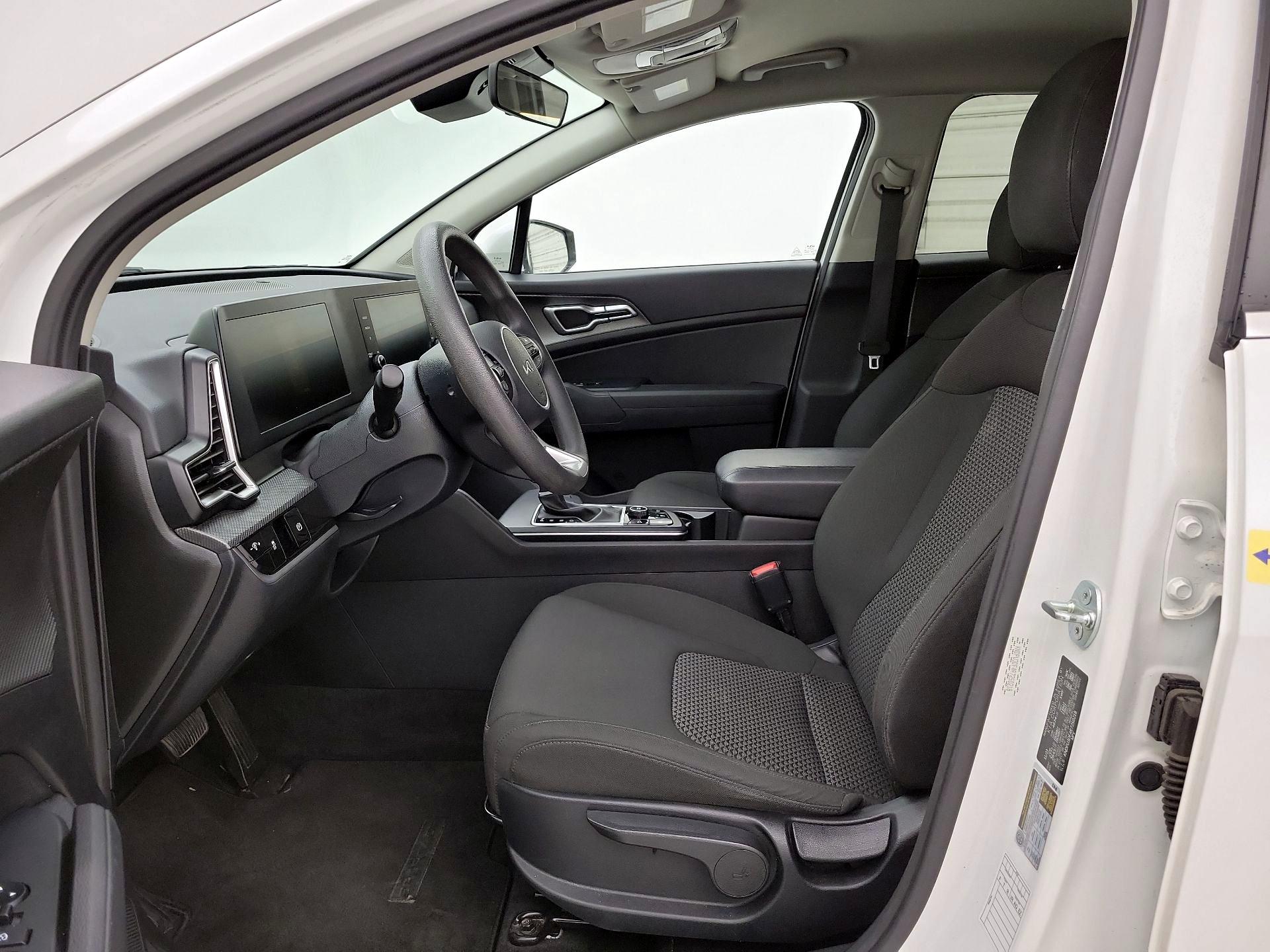 Thumbnail: 2024 Kia Sportage - 11