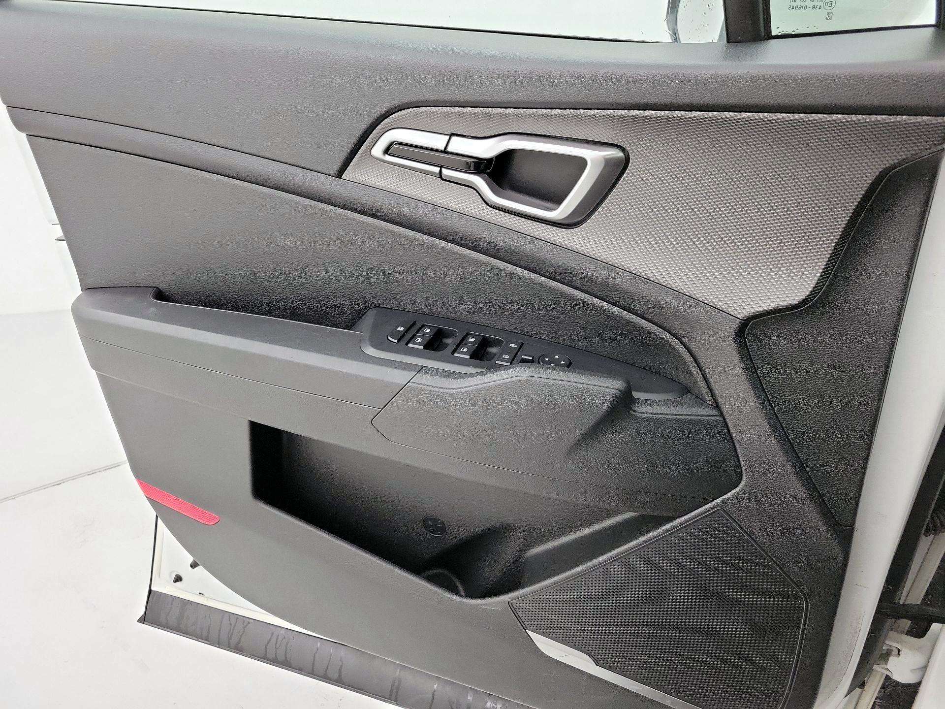 Thumbnail: 2024 Kia Sportage - 12