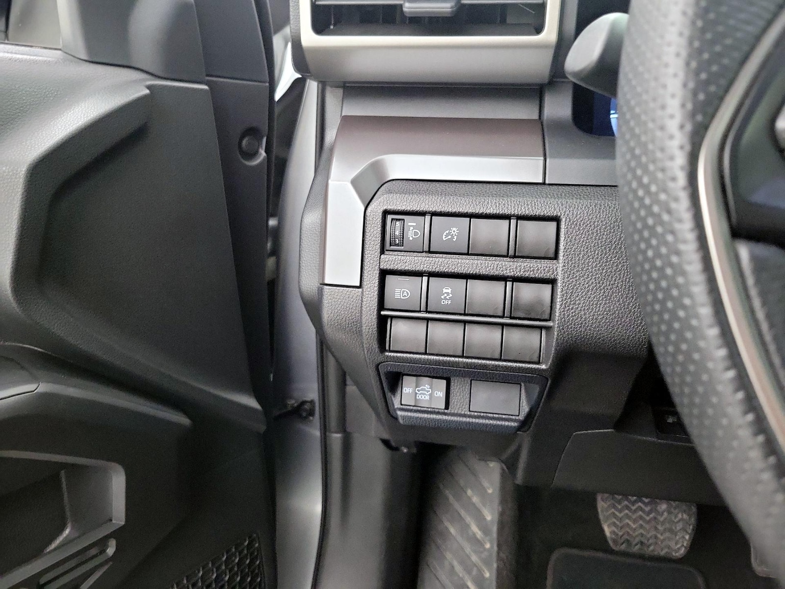 2025 Toyota Tacoma TRD Off Road - Photo 14