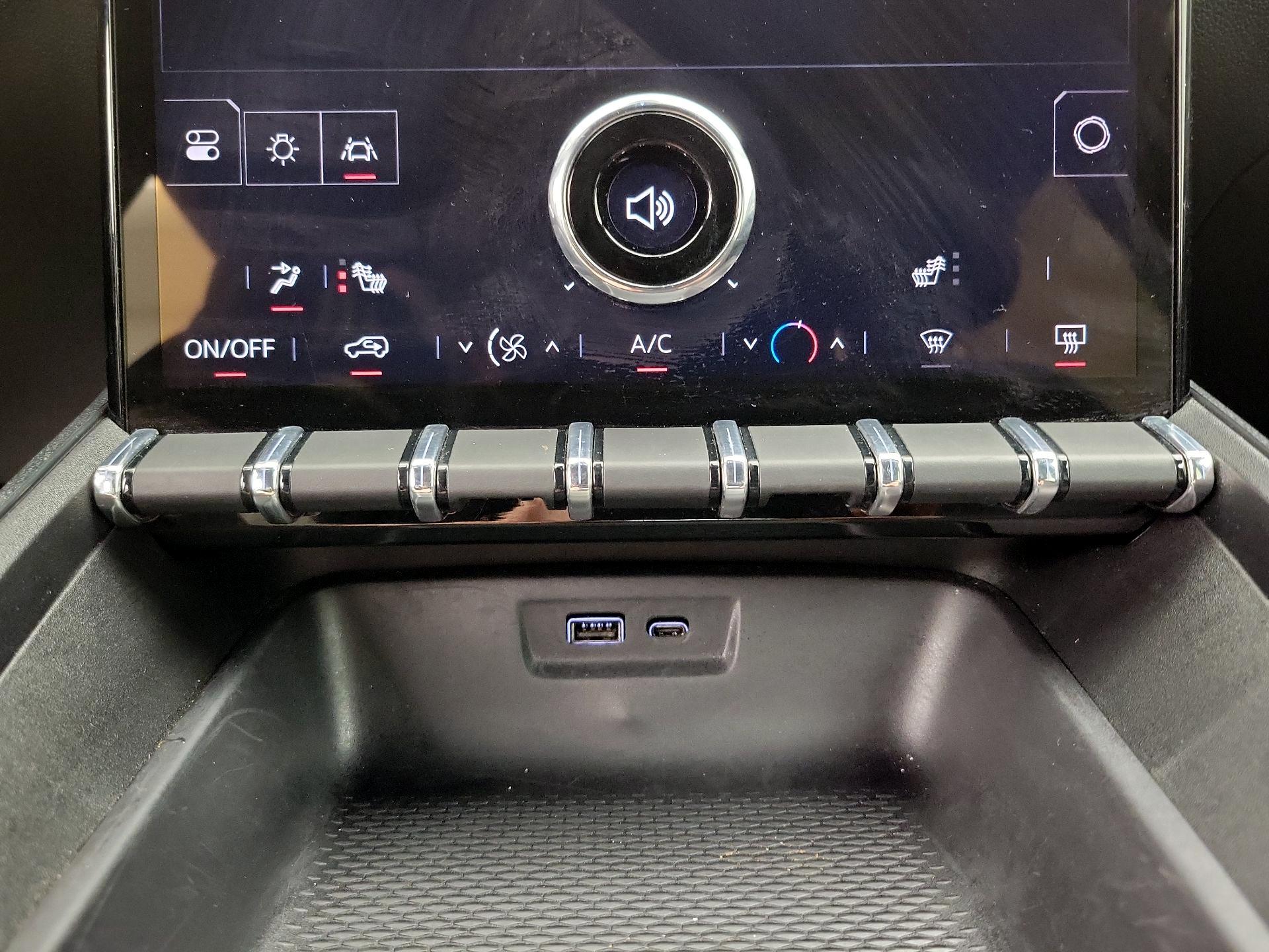 Thumbnail: 2025 GMC Terrain - 17