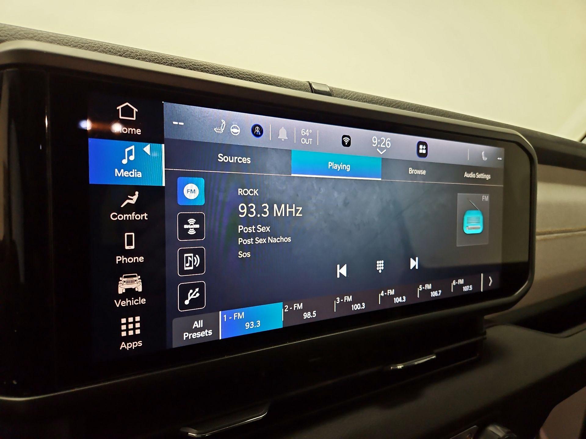 Thumbnail: 2024 Jeep Wrangler - 15