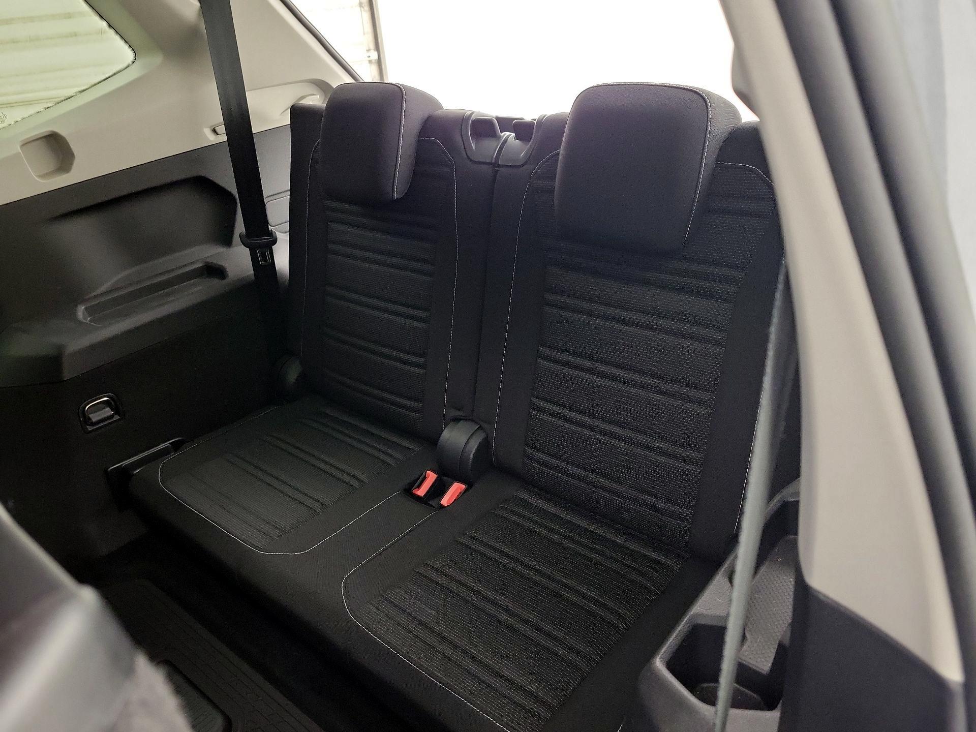 Thumbnail: 2023 Volkswagen Tiguan - 20