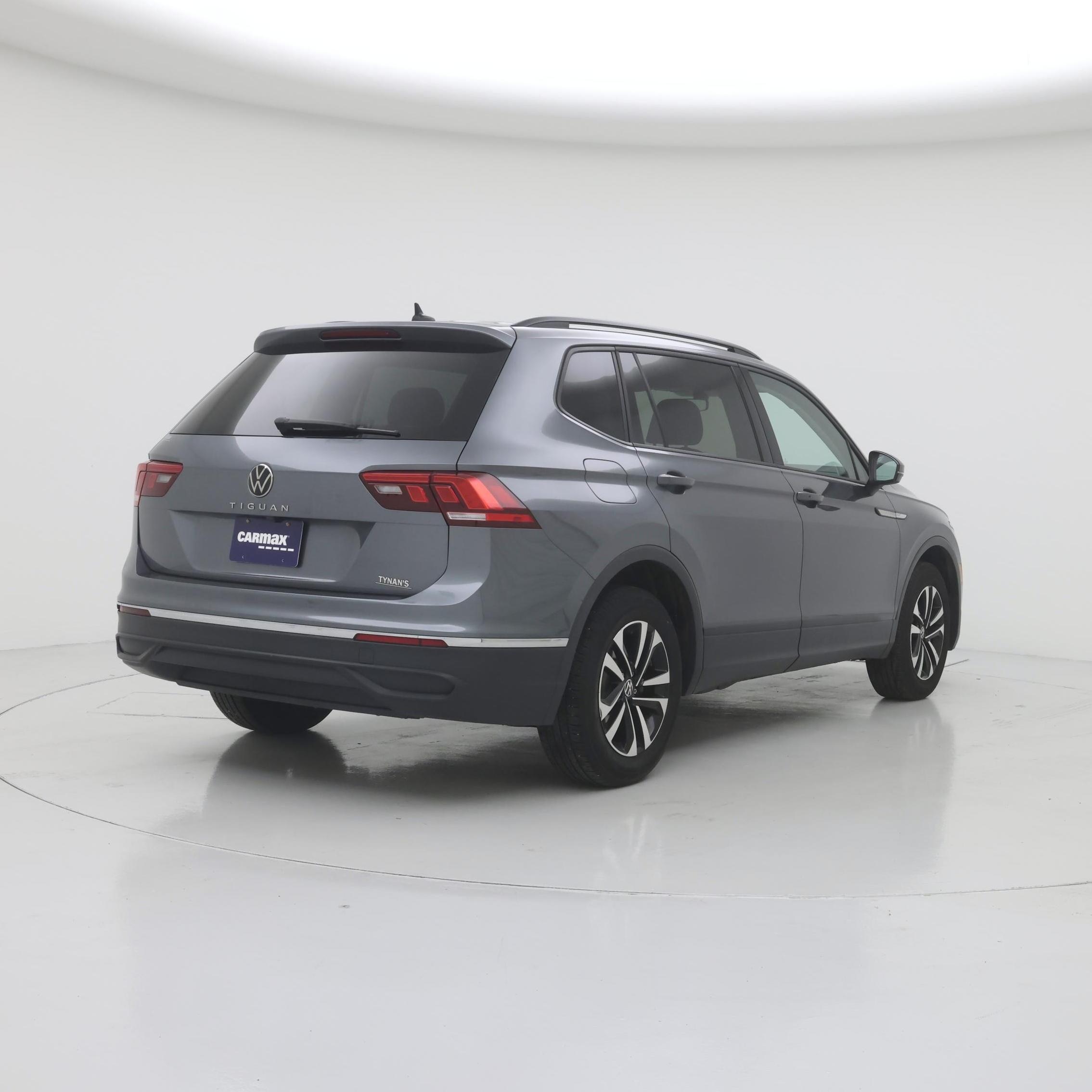 Thumbnail: 2023 Volkswagen Tiguan - 8