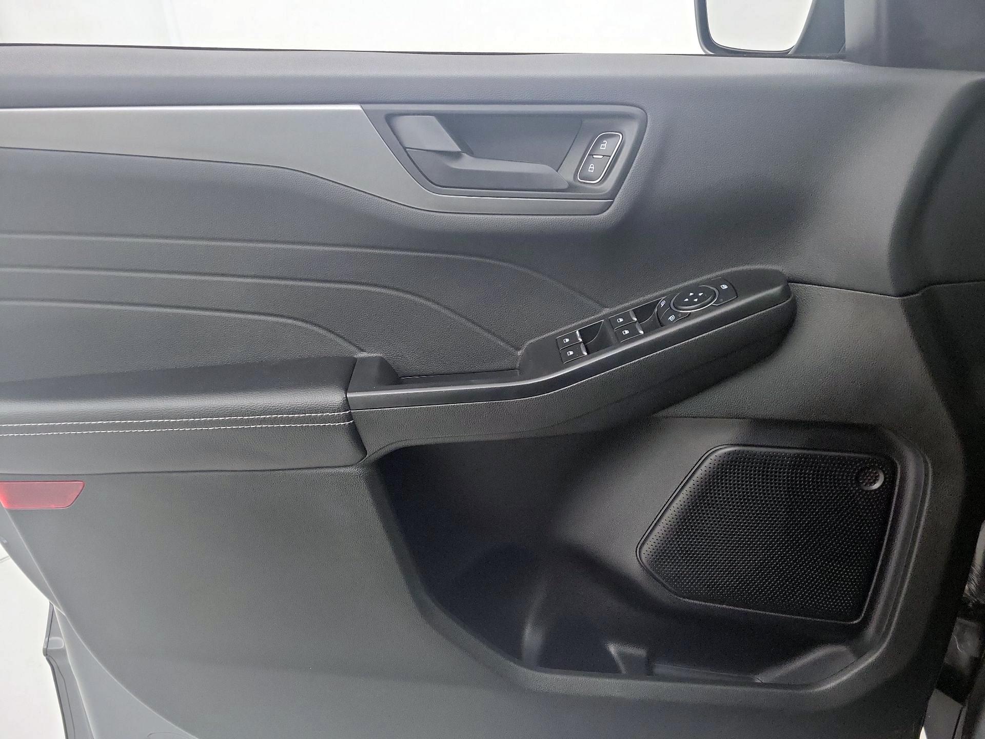 Thumbnail: 2023 Ford Escape - 12