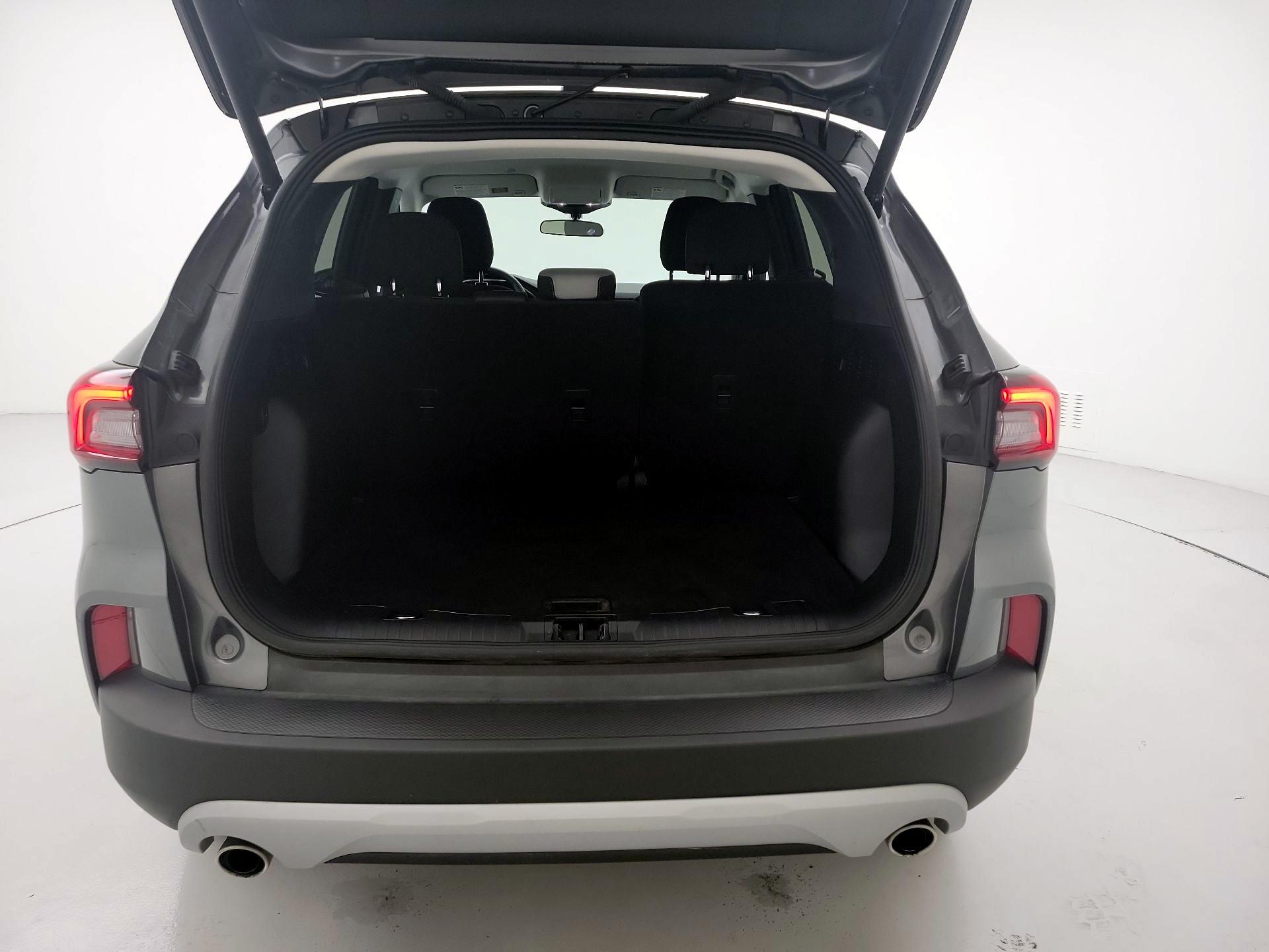 Thumbnail: 2023 Ford Escape - 20