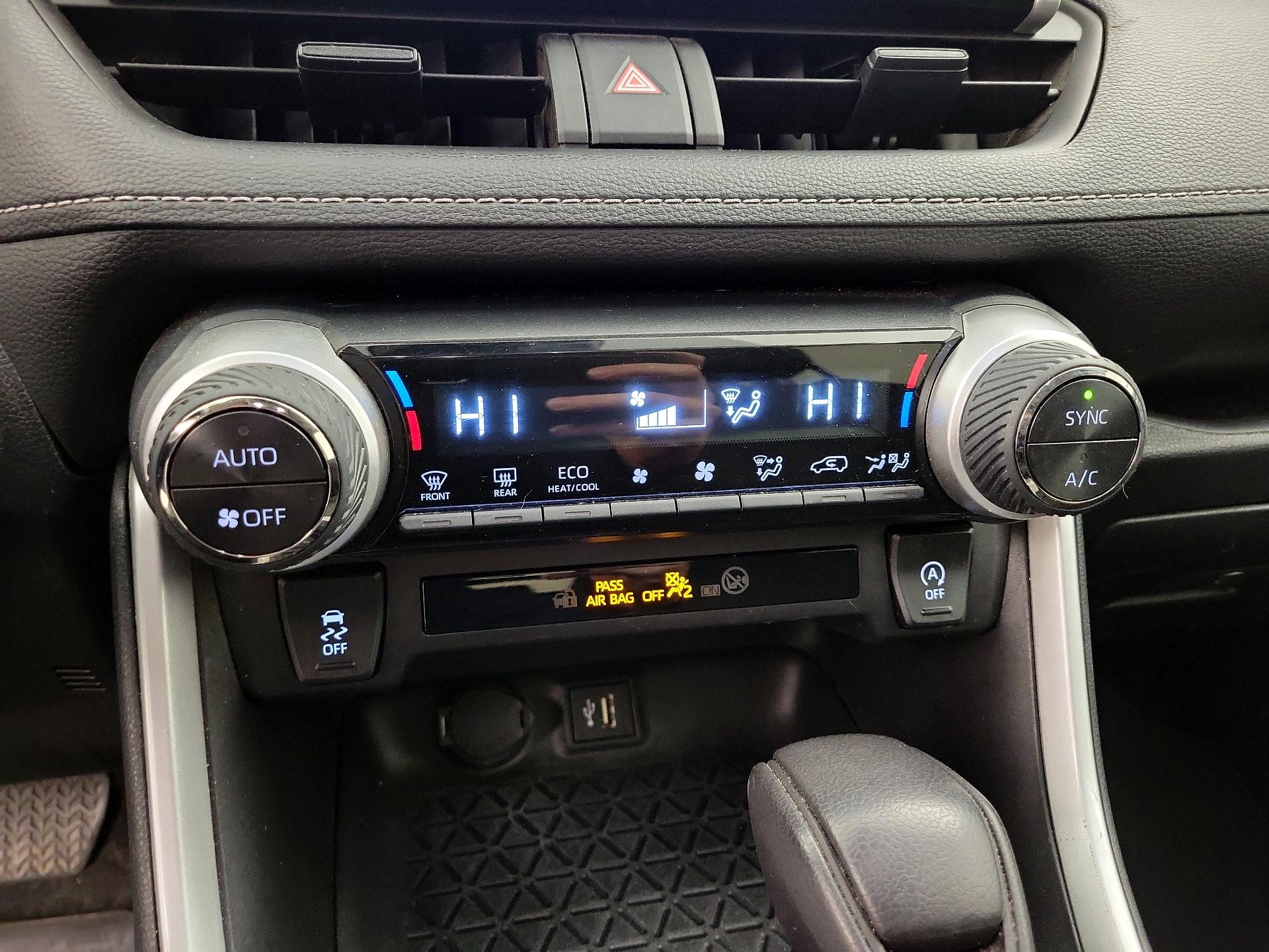 Thumbnail: 2023 Toyota RAV4 - 16