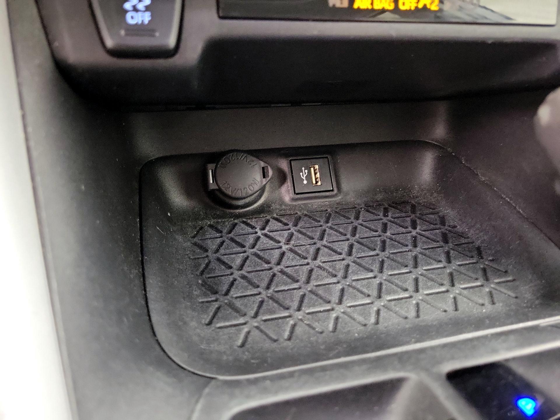 Thumbnail: 2023 Toyota RAV4 - 18