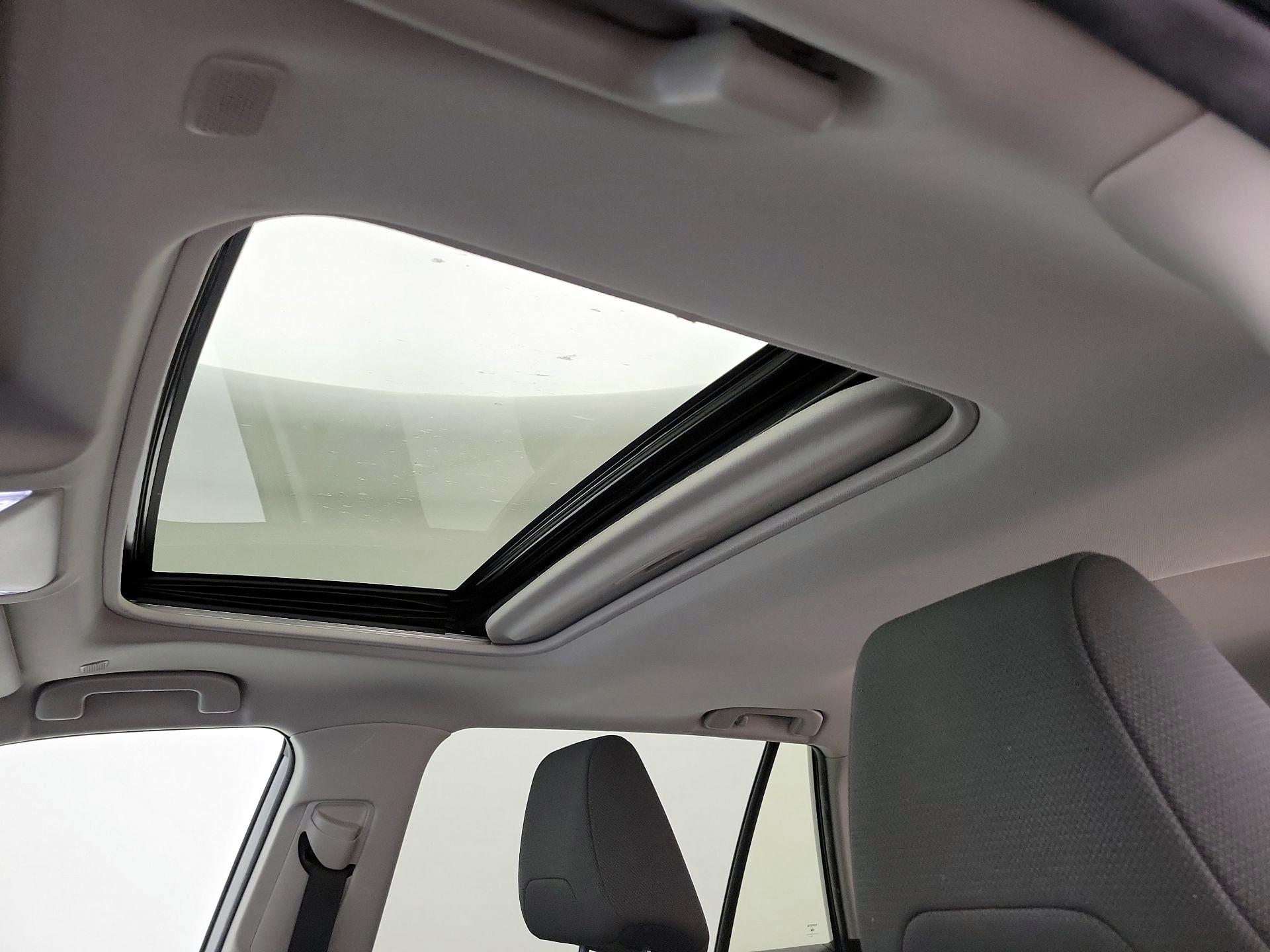 Thumbnail: 2023 Toyota RAV4 - 19