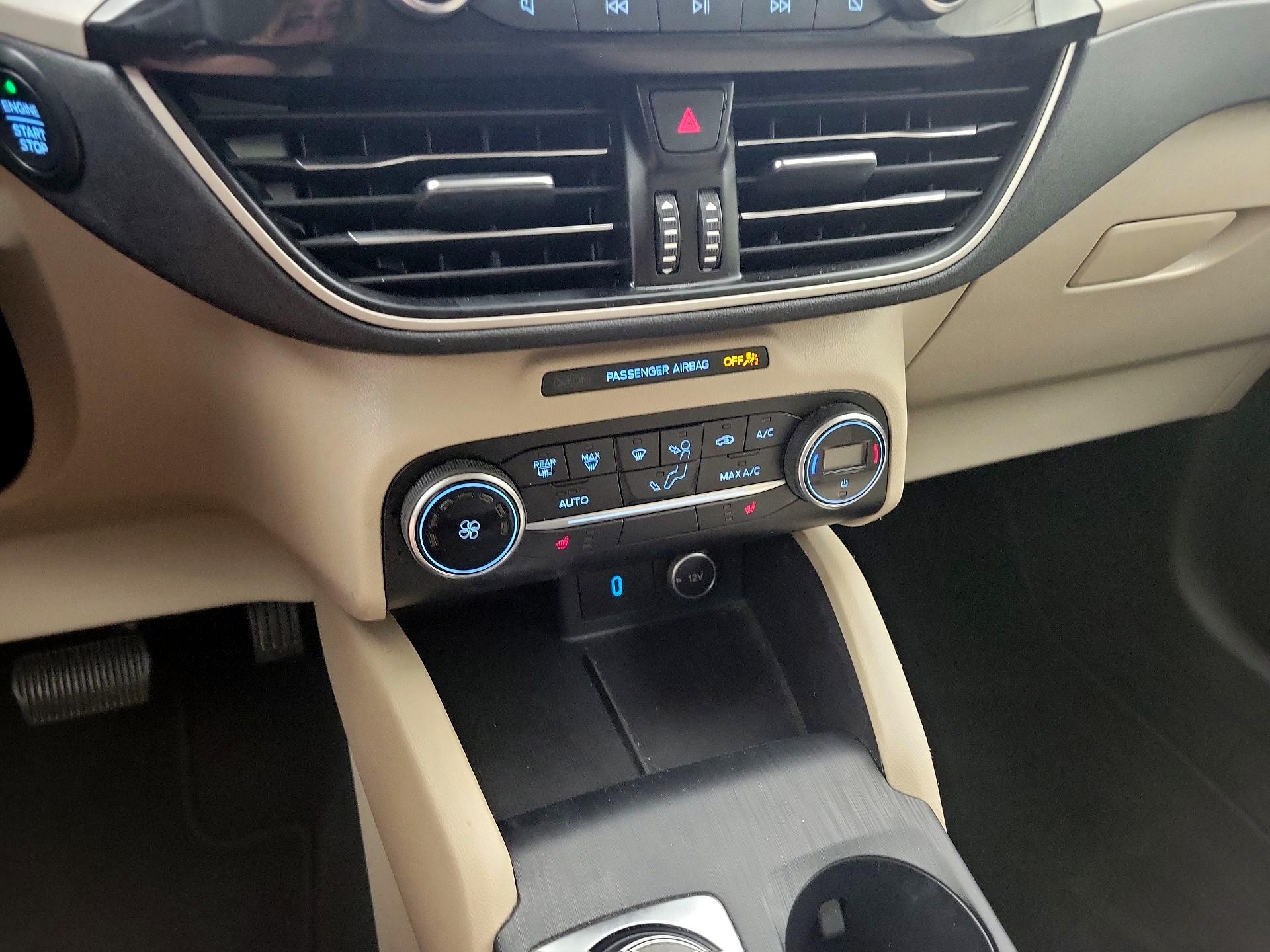 Thumbnail: 2020 Ford Escape - 17