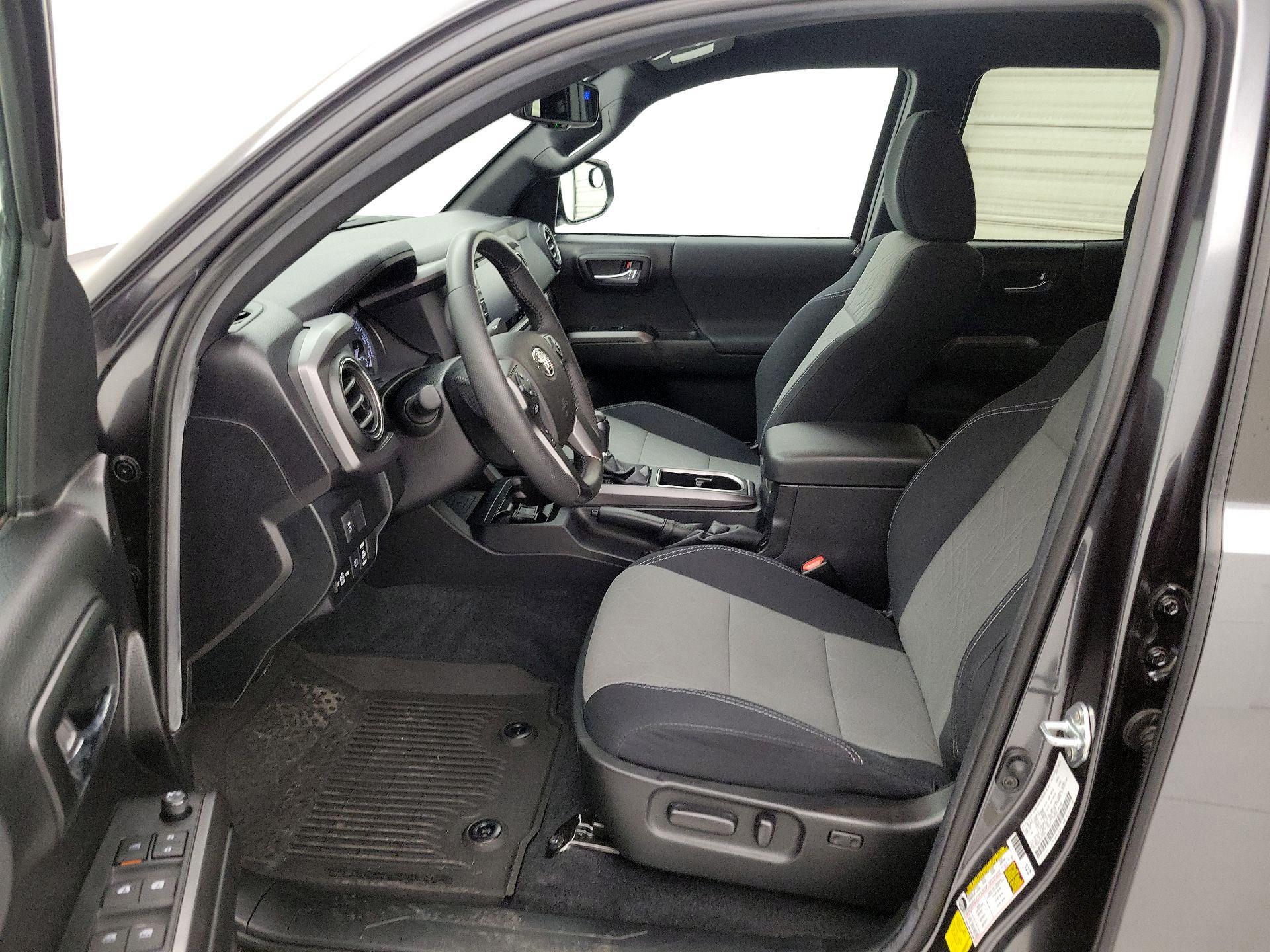 Thumbnail: 2021 Toyota Tacoma - 11