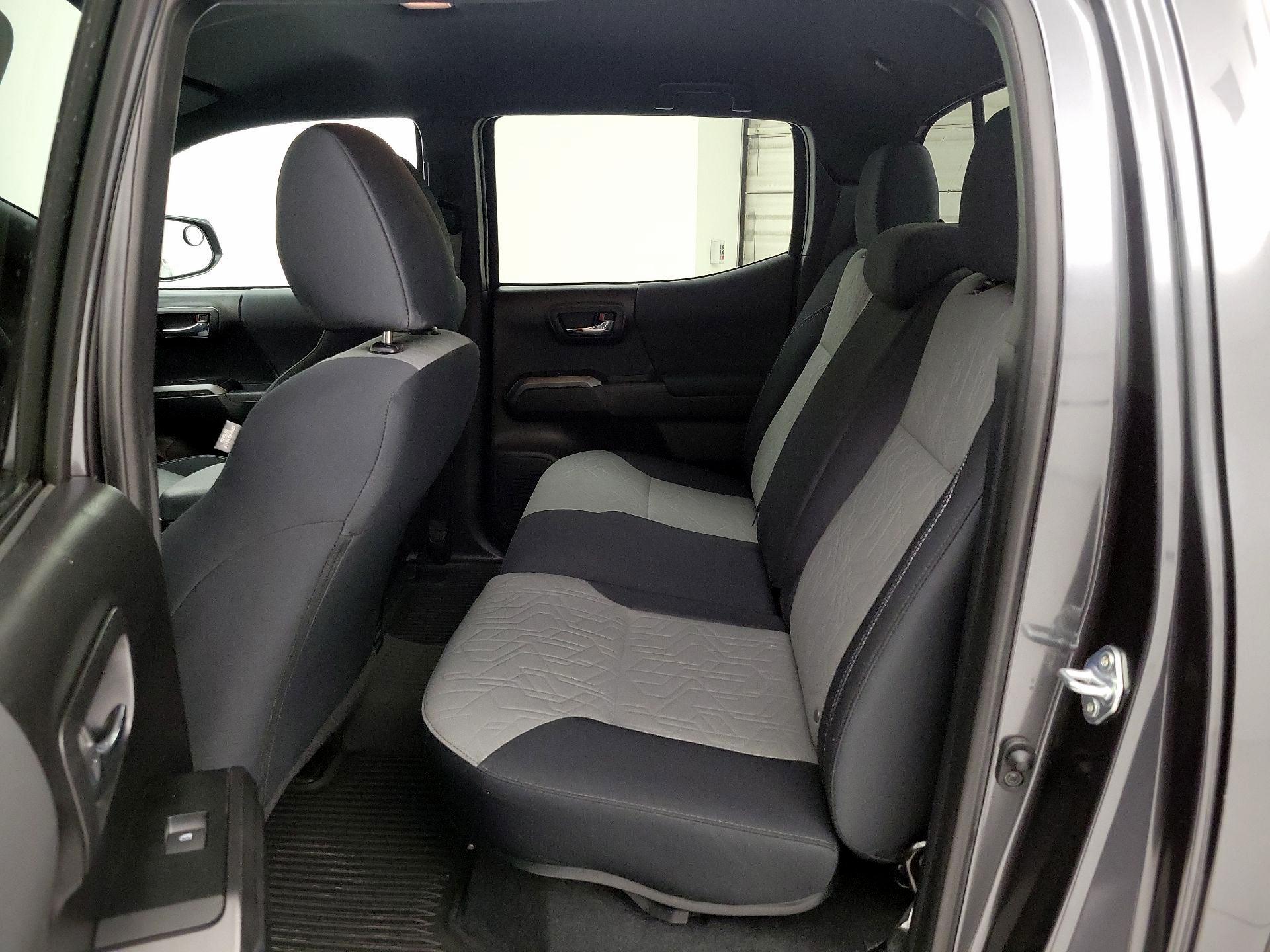 Thumbnail: 2021 Toyota Tacoma - 19