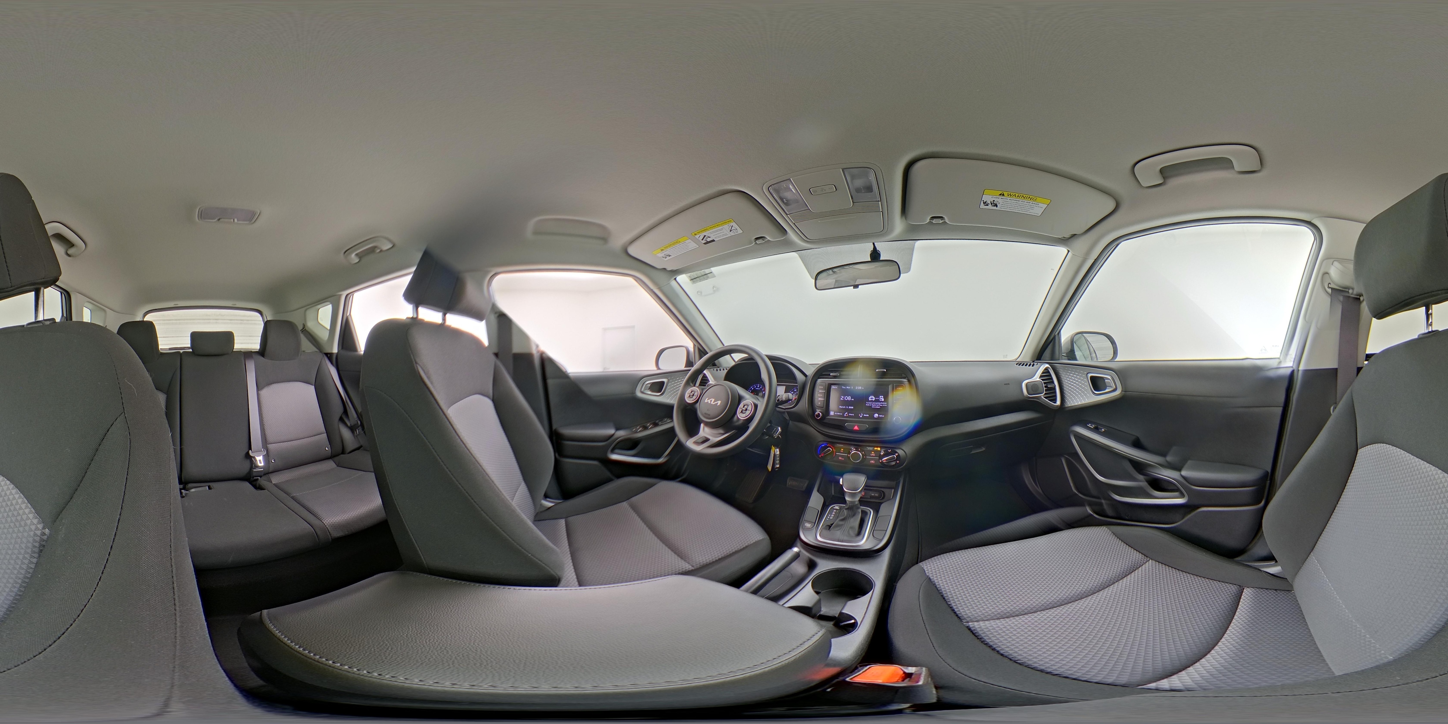 2022 Kia Soul LX - Photo 25
