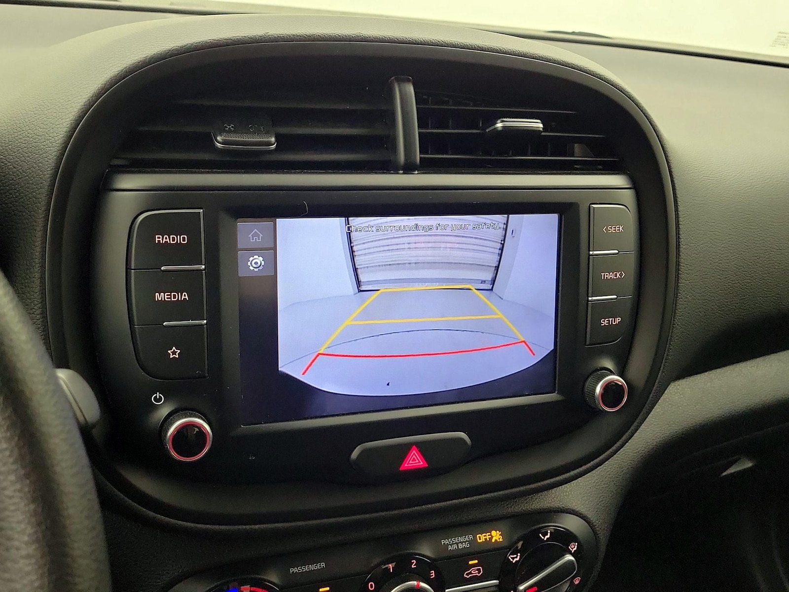 2022 Kia Soul LX - Photo 15
