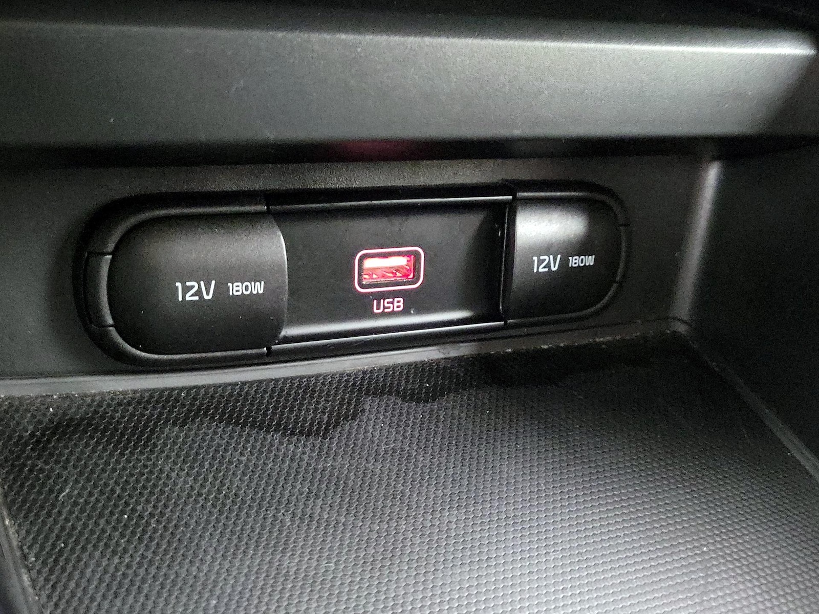 2022 Kia Soul LX - Photo 19