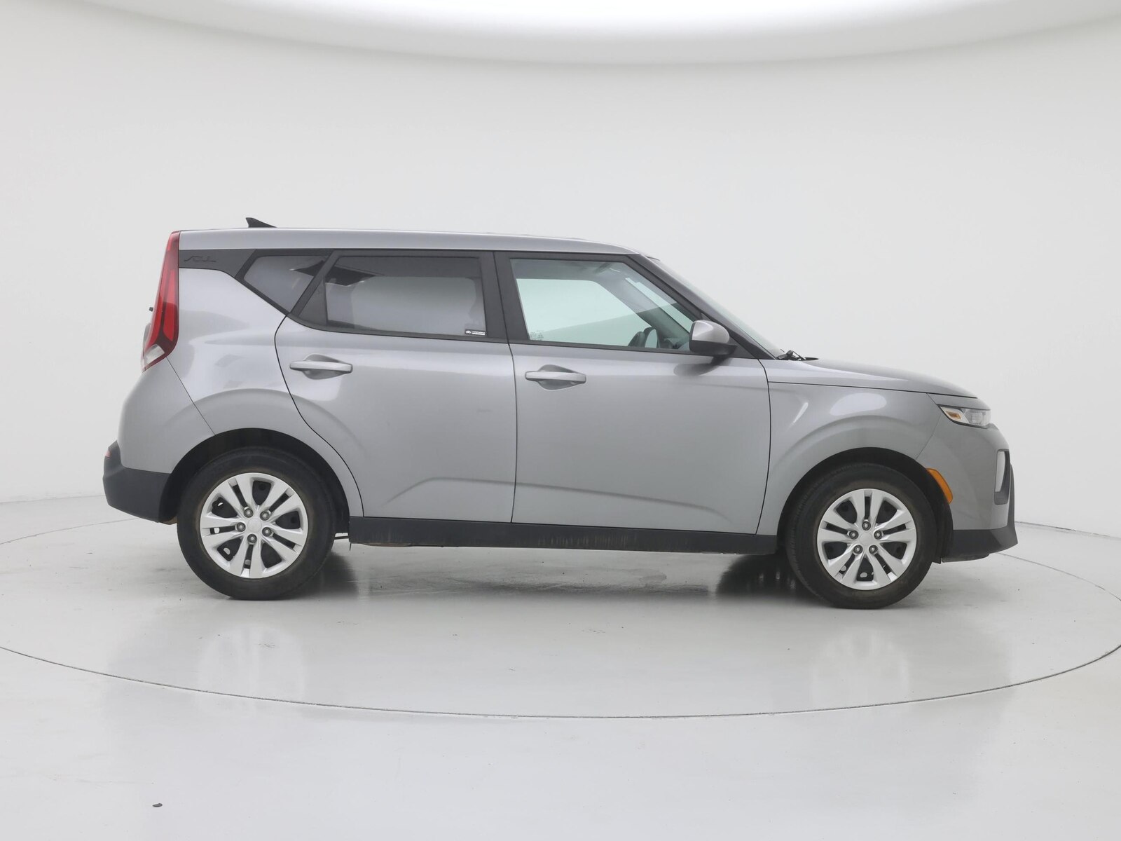2022 Kia Soul LX - Photo 8