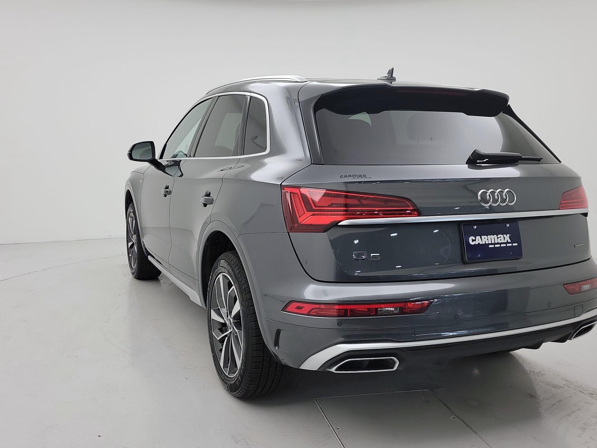 Thumbnail: 2023 Audi Q5 - 7