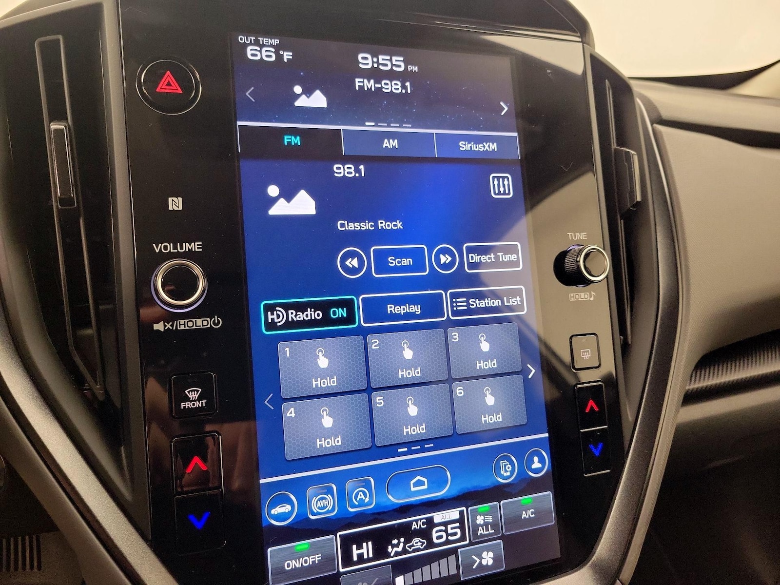 2025 Subaru Crosstrek Limited - Photo 16