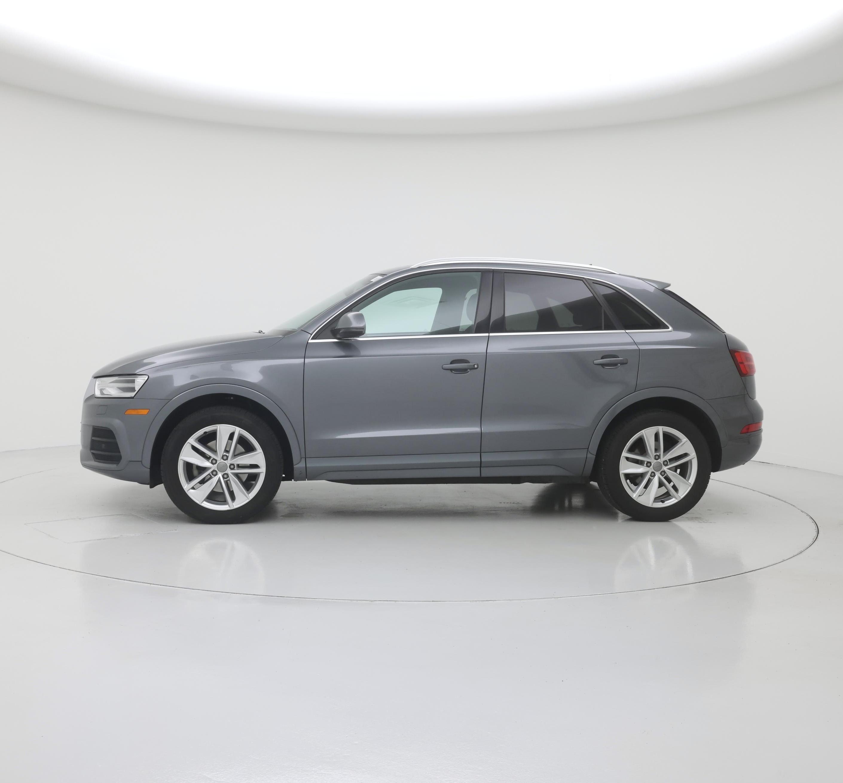 Thumbnail: 2016 Audi Q3 - 3