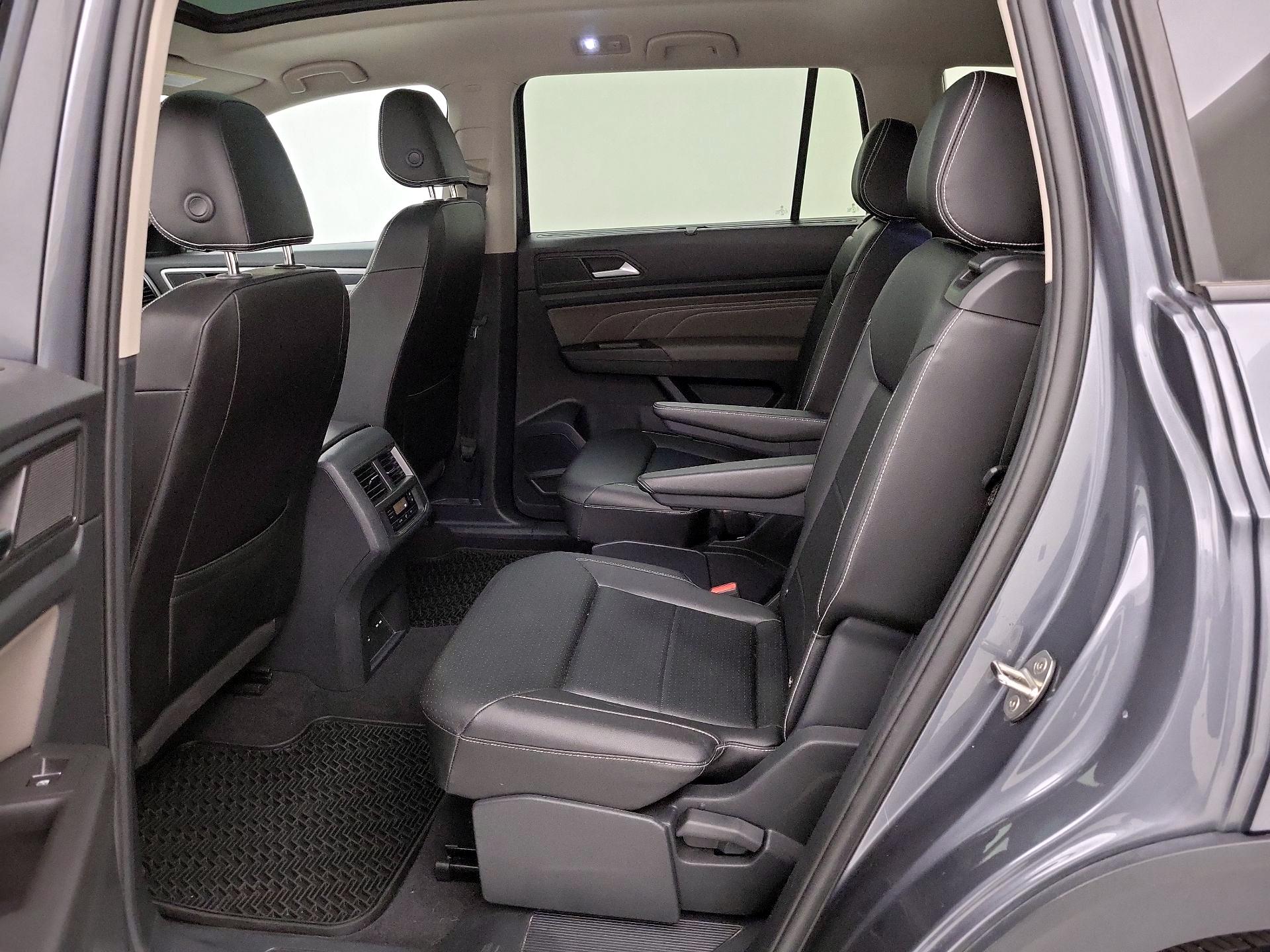 Thumbnail: 2023 Volkswagen Atlas - 20