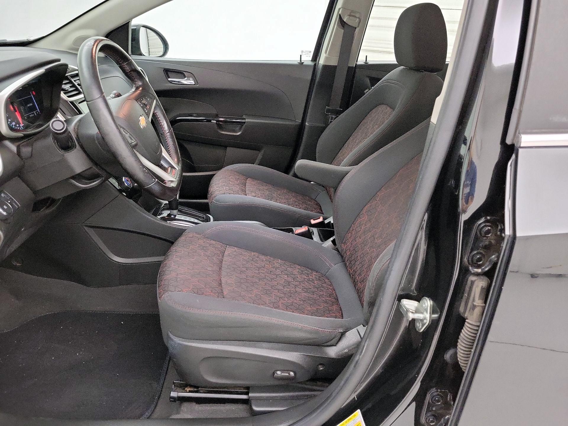 Thumbnail: 2017 Chevrolet Sonic - 11