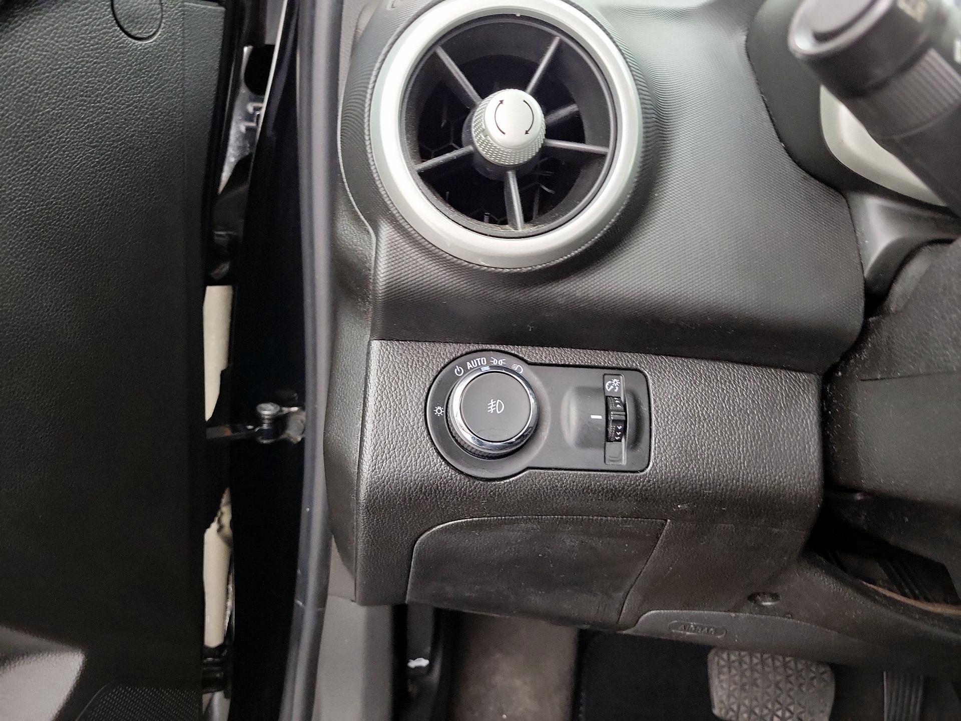 Thumbnail: 2017 Chevrolet Sonic - 13