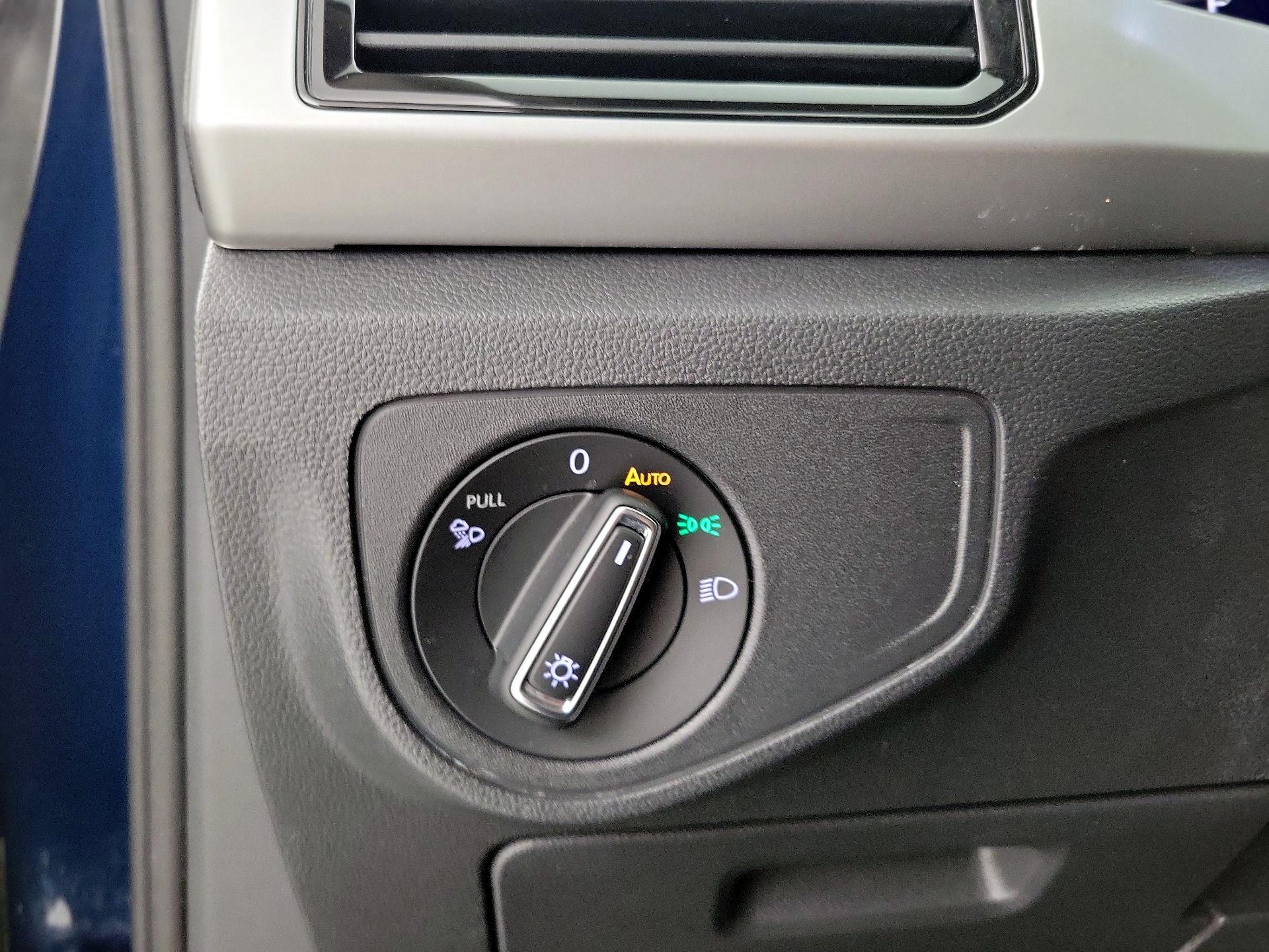 Thumbnail: 2023 Volkswagen Atlas - 13