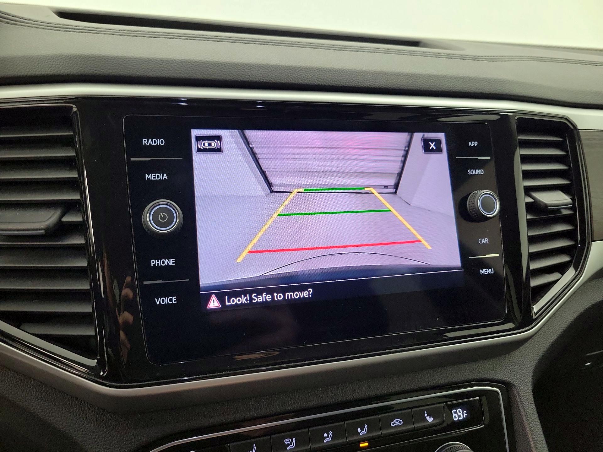 Thumbnail: 2023 Volkswagen Atlas - 14