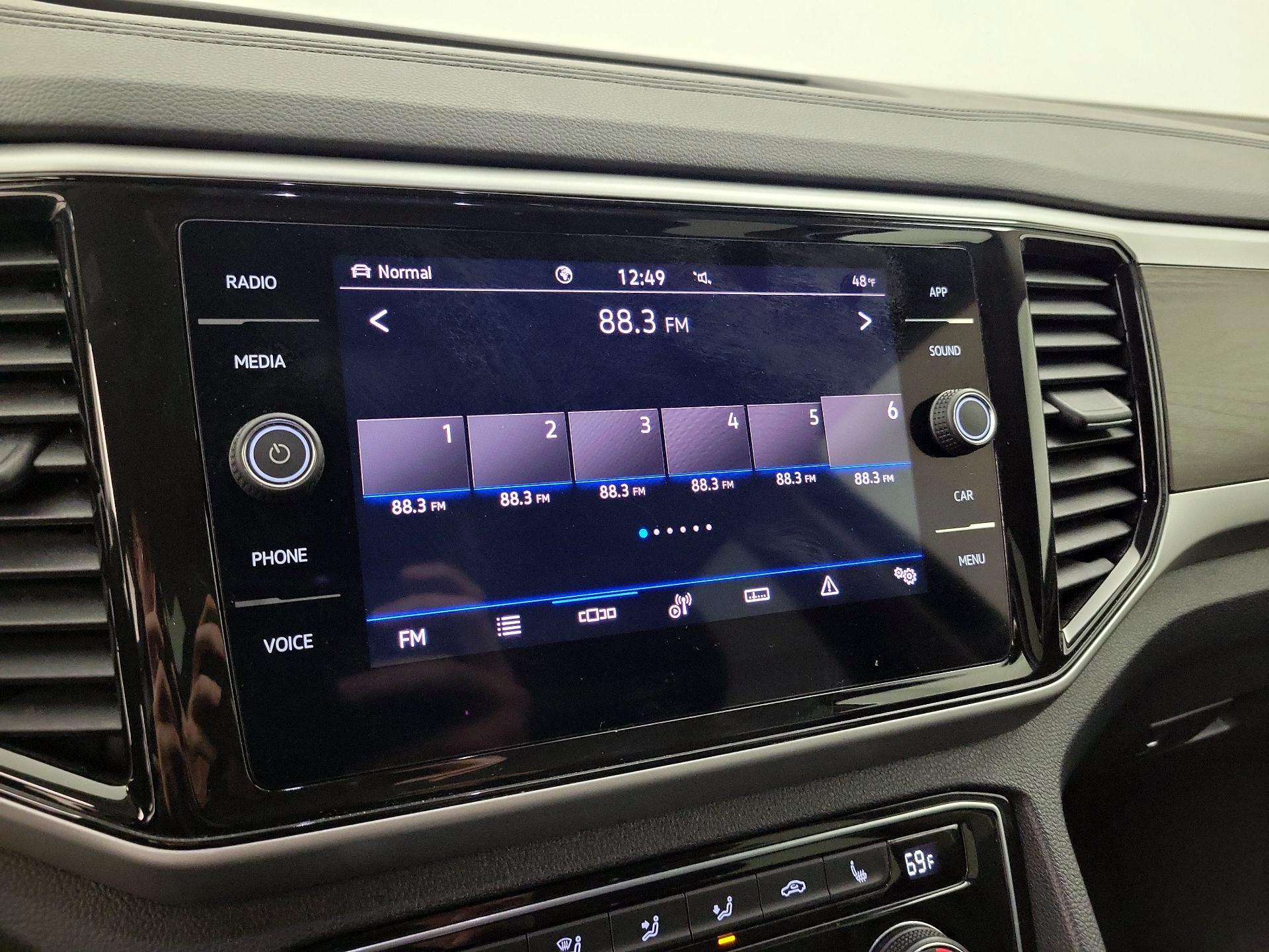 Thumbnail: 2023 Volkswagen Atlas - 15