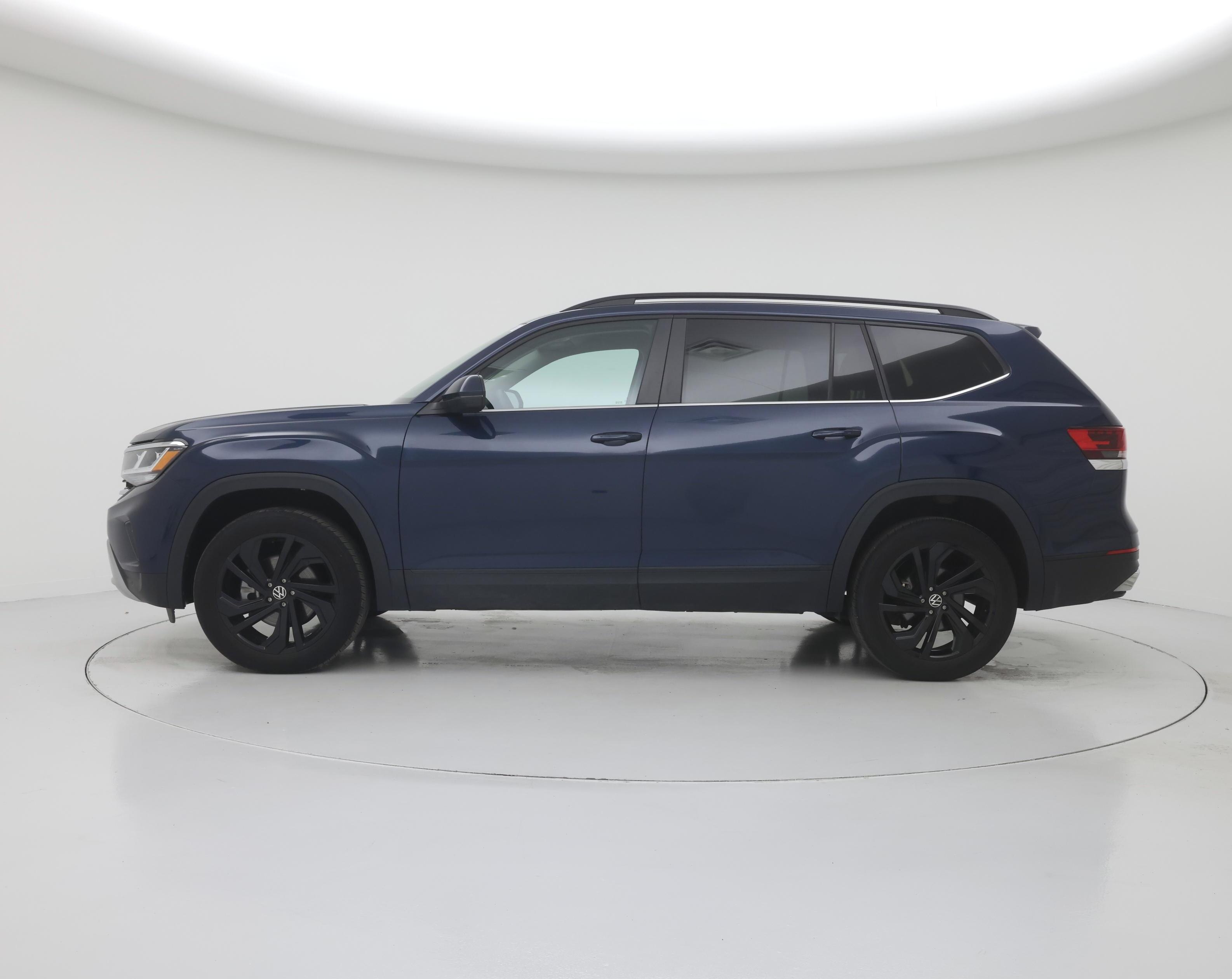 Thumbnail: 2023 Volkswagen Atlas - 3