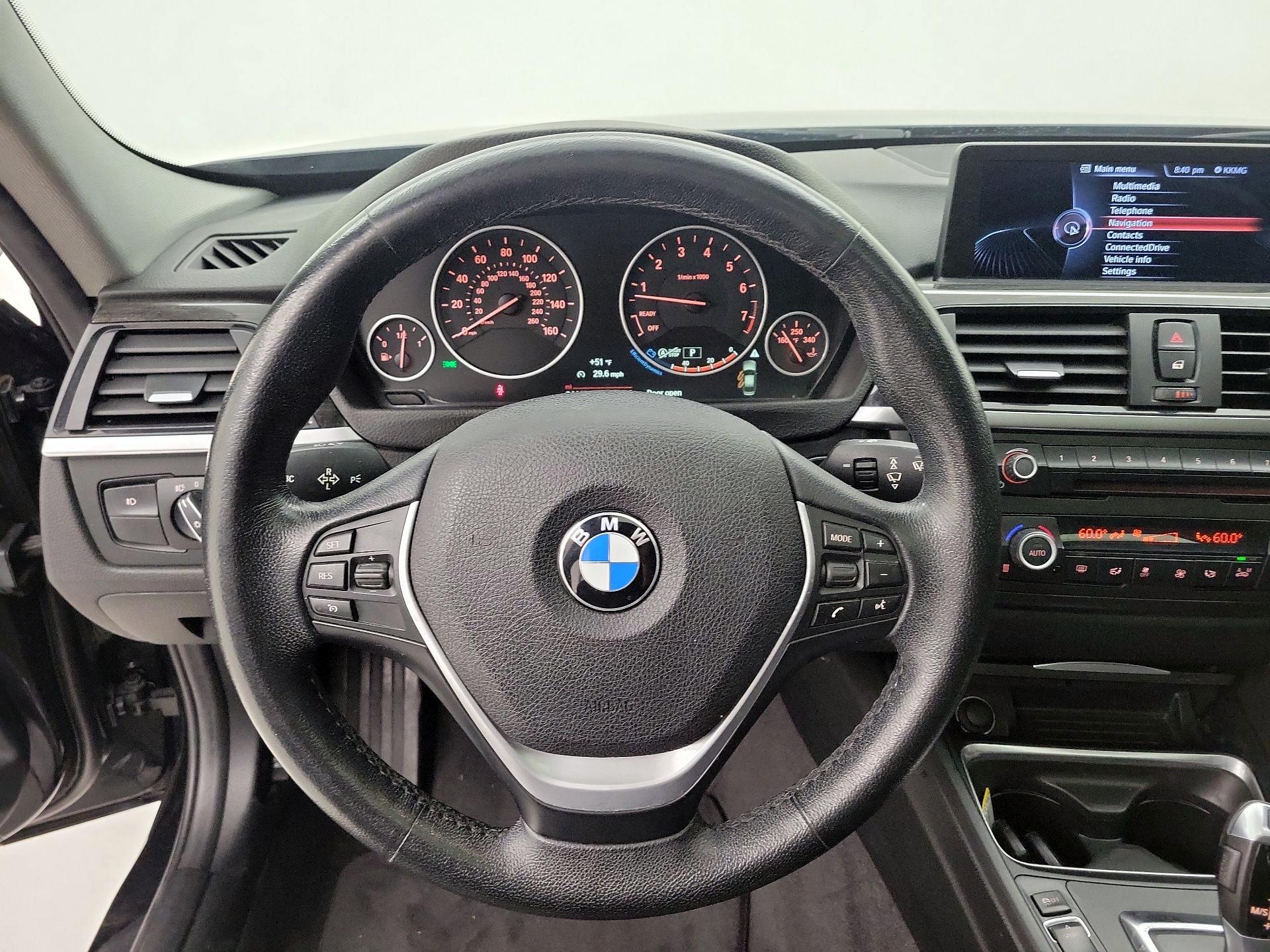 Thumbnail: 2015 BMW 3 Series - 10